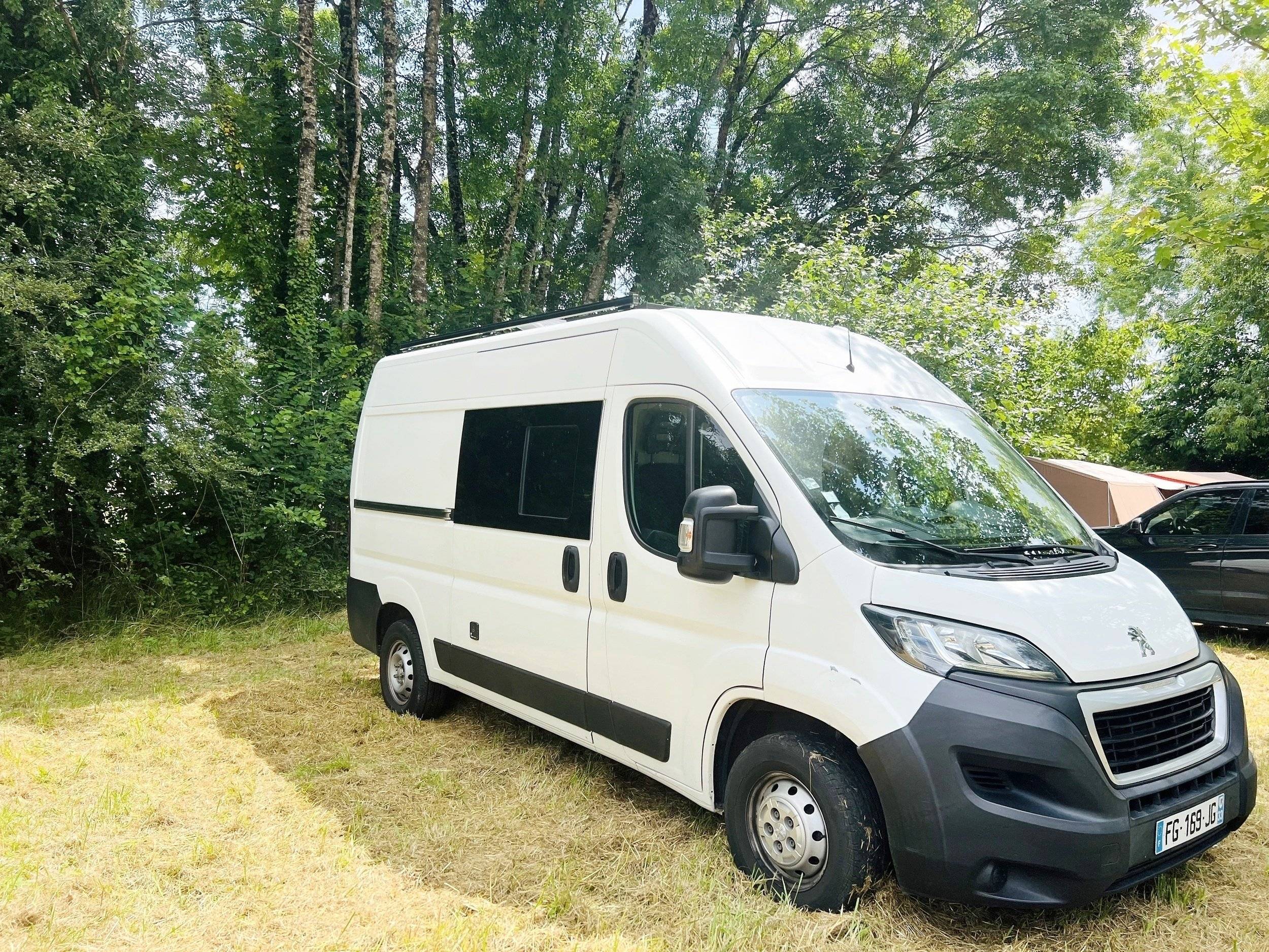 Ouest Caravaning Peugeot boxer