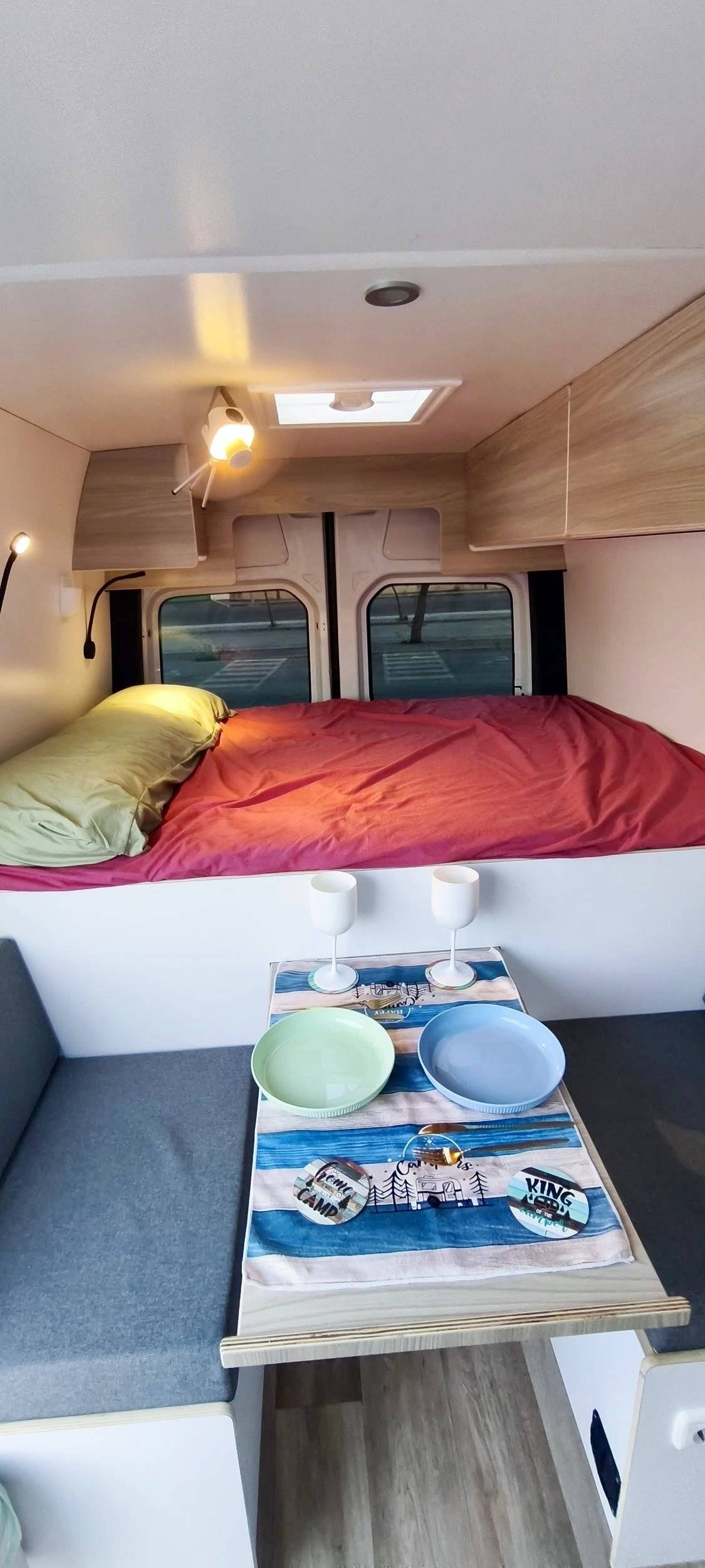 Letti Mercedes Sprinter 2,2 l 129 ch - Yescapa