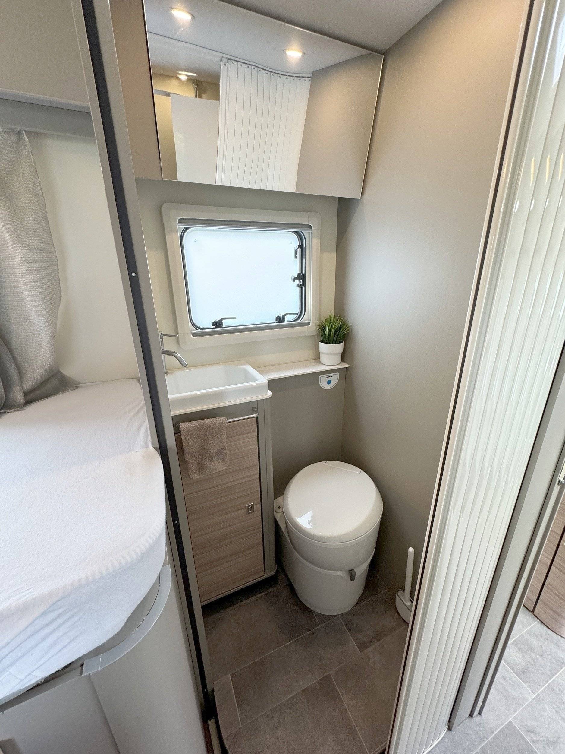 Ahorn Ahorn Canada AE