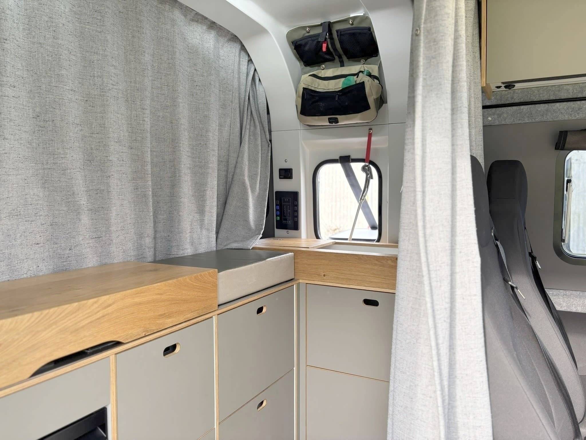 Rocket Camper 