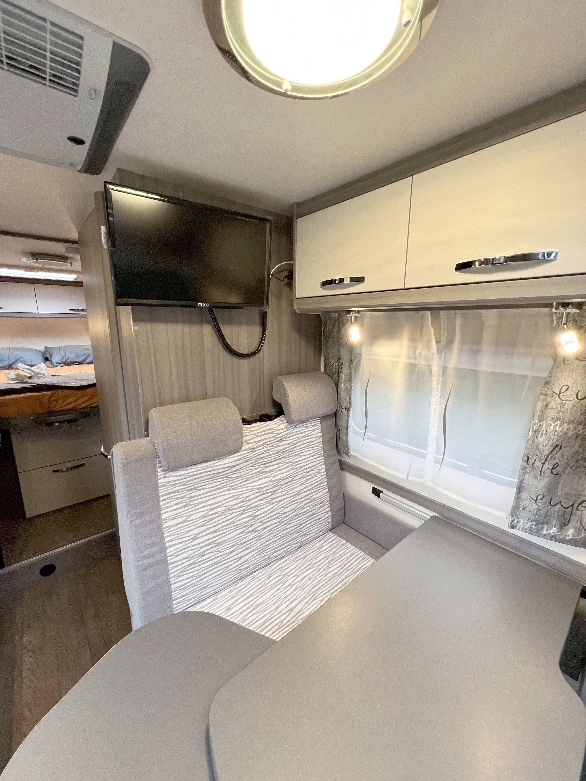 Hobby Optima On Tour Edition V65GE