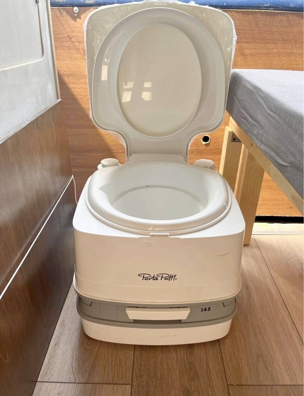 3 C Cartier/Brisebras Transporter T4 2.4D