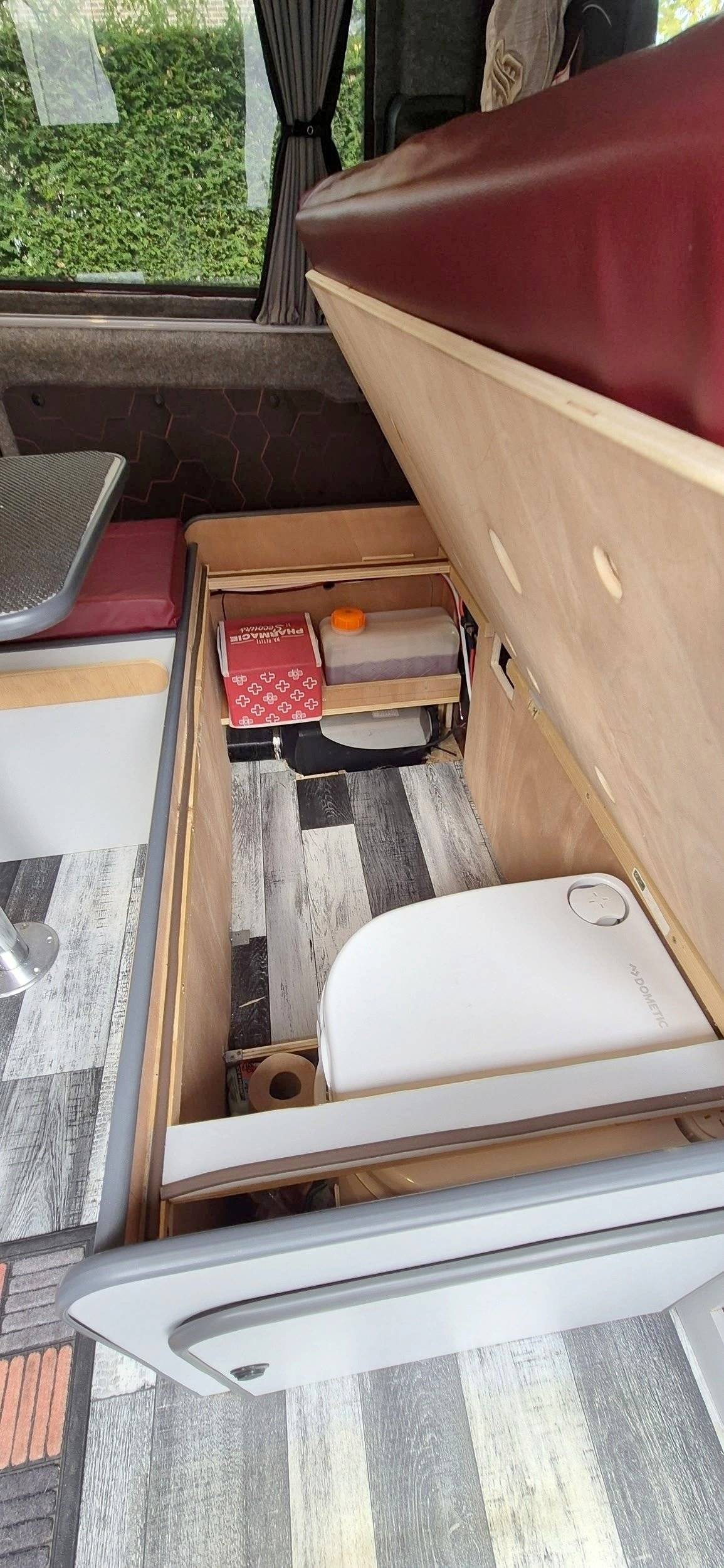 Ford Custom 2,0 l 130 ch