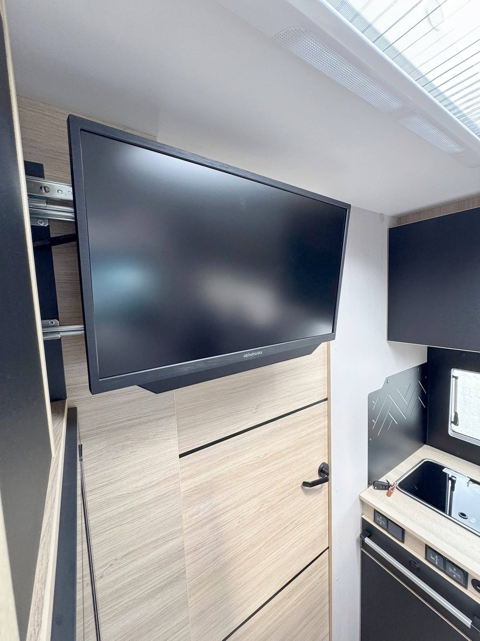 Challenger Challenger 380