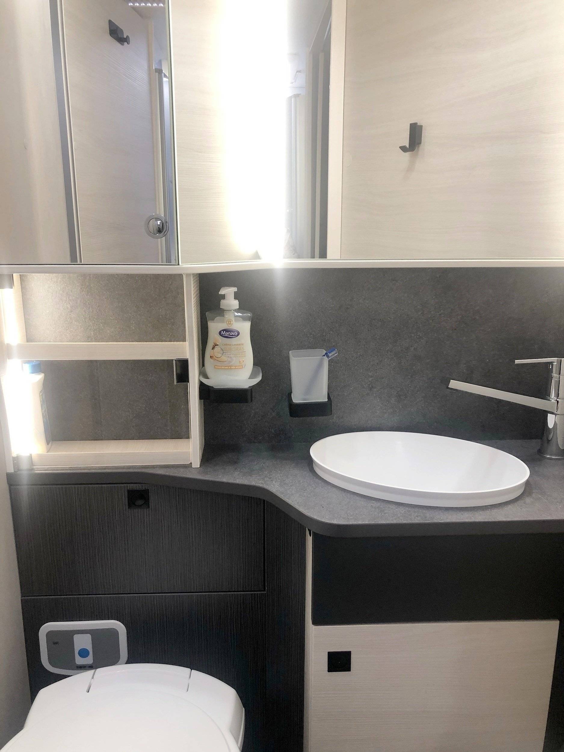 Challenger 328 Graphite Premium