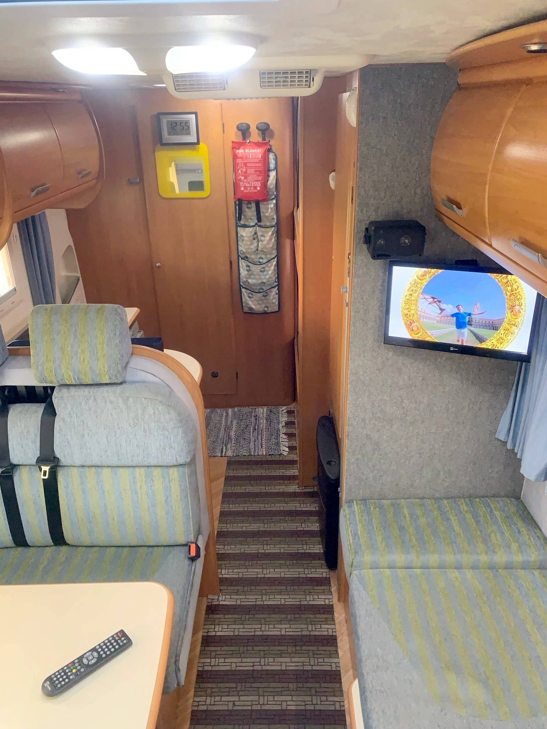 Comedor Fiat Ducato 2.8 JTD - Yescapa