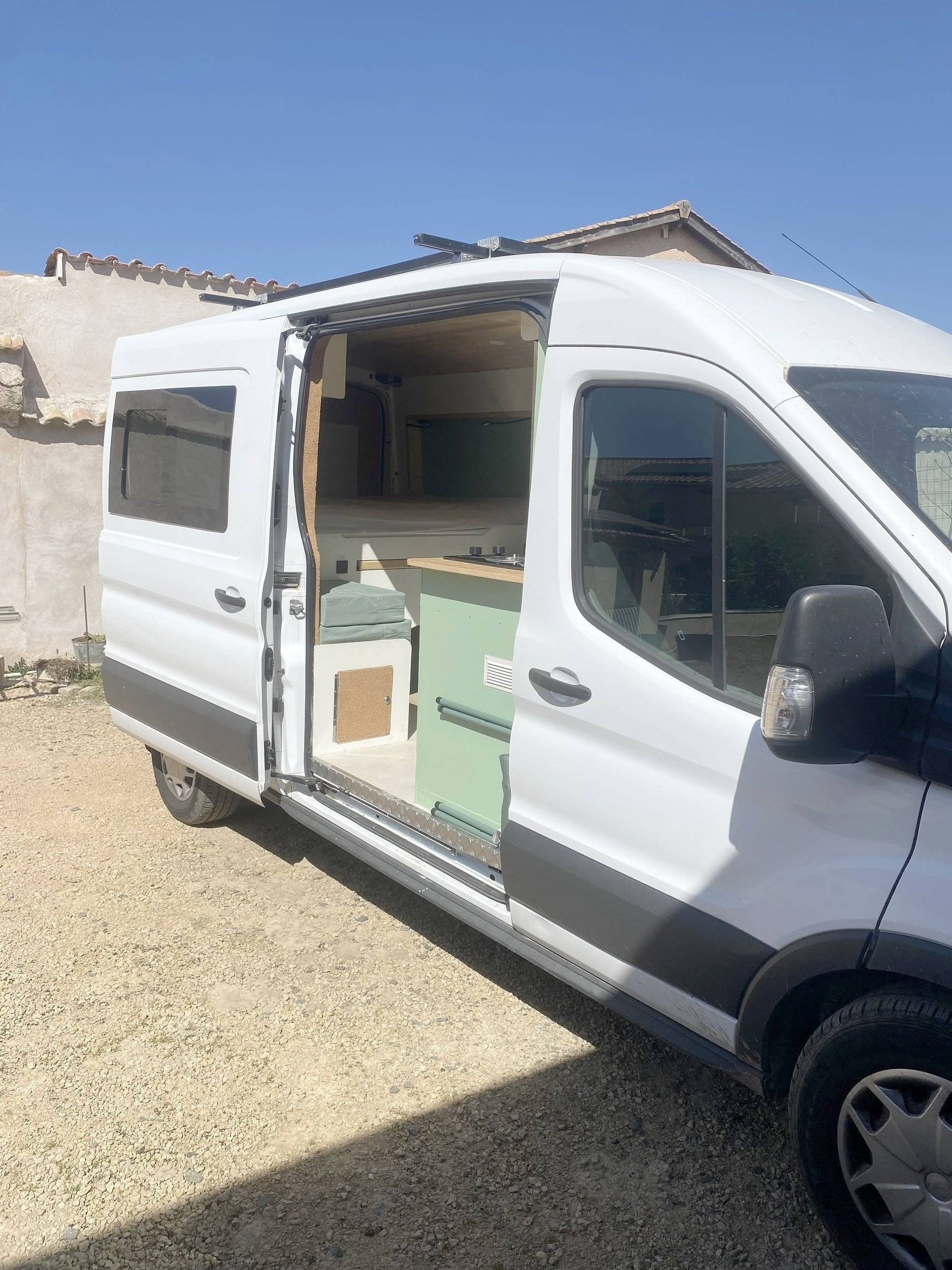 Laure’D FORD TRANSIT