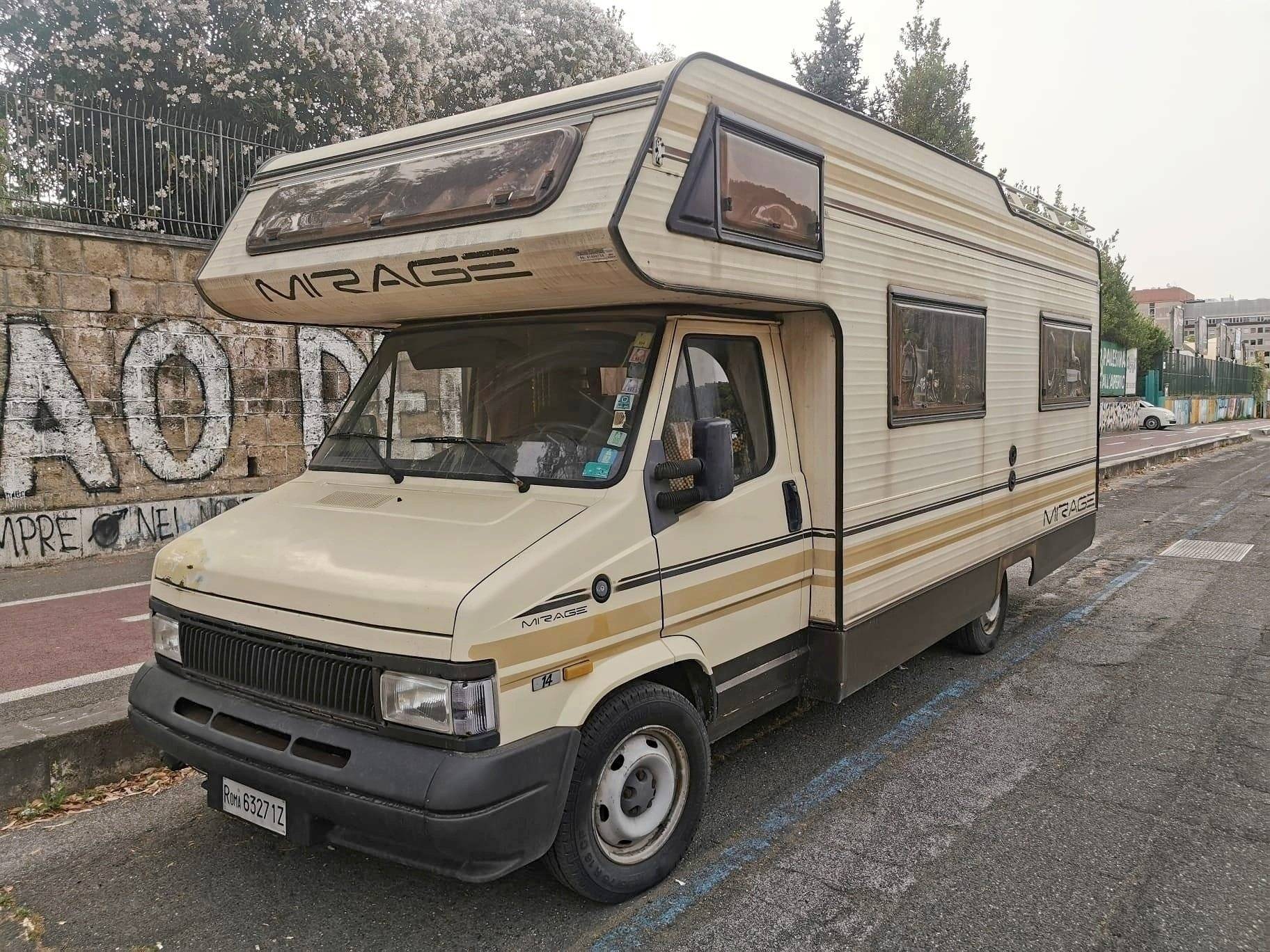 Camper Mansardato