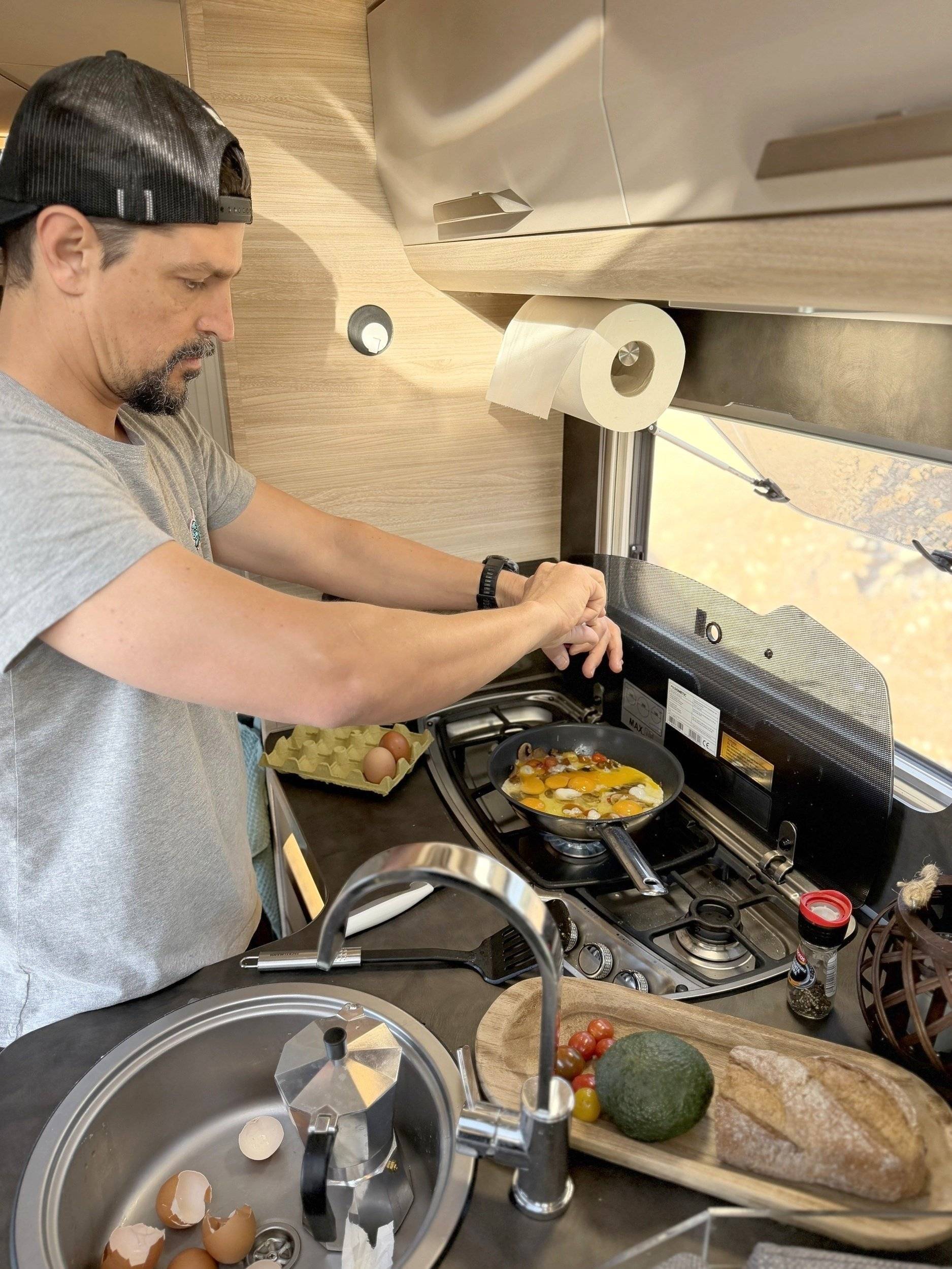 Knaus VAN TI PLUS PLATINUM 700 LF