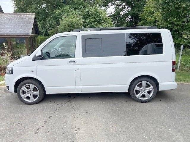 Volkswagen T5 2,0 l 102 ch