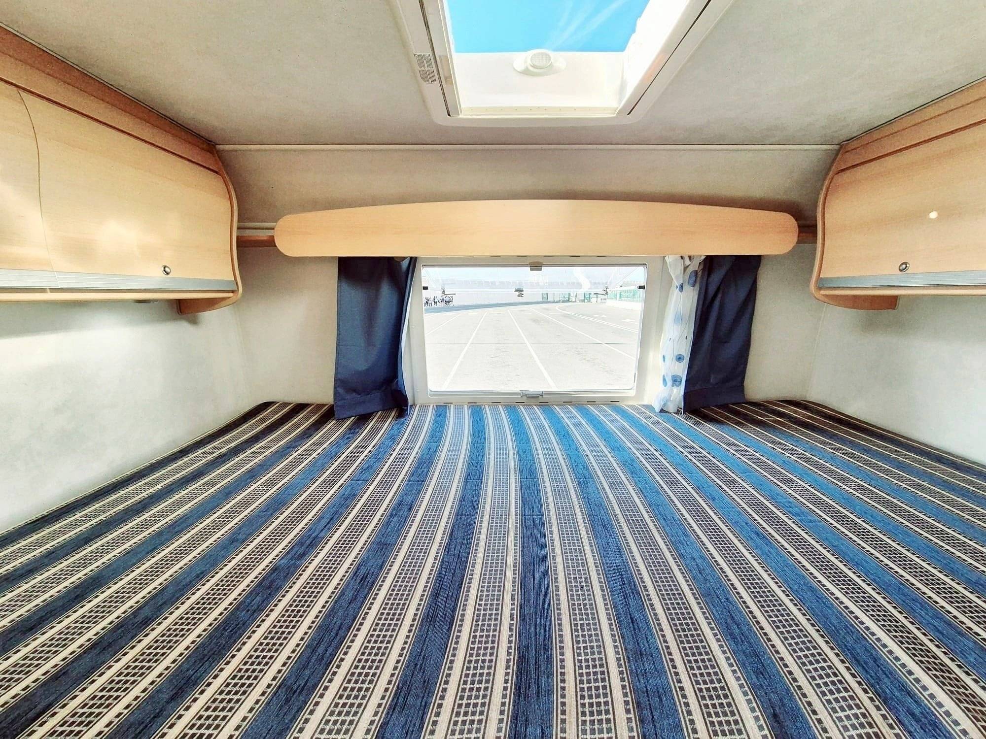 Schlafplätze Fiat Fiat ducato elnagh slim 3 - Yescapa