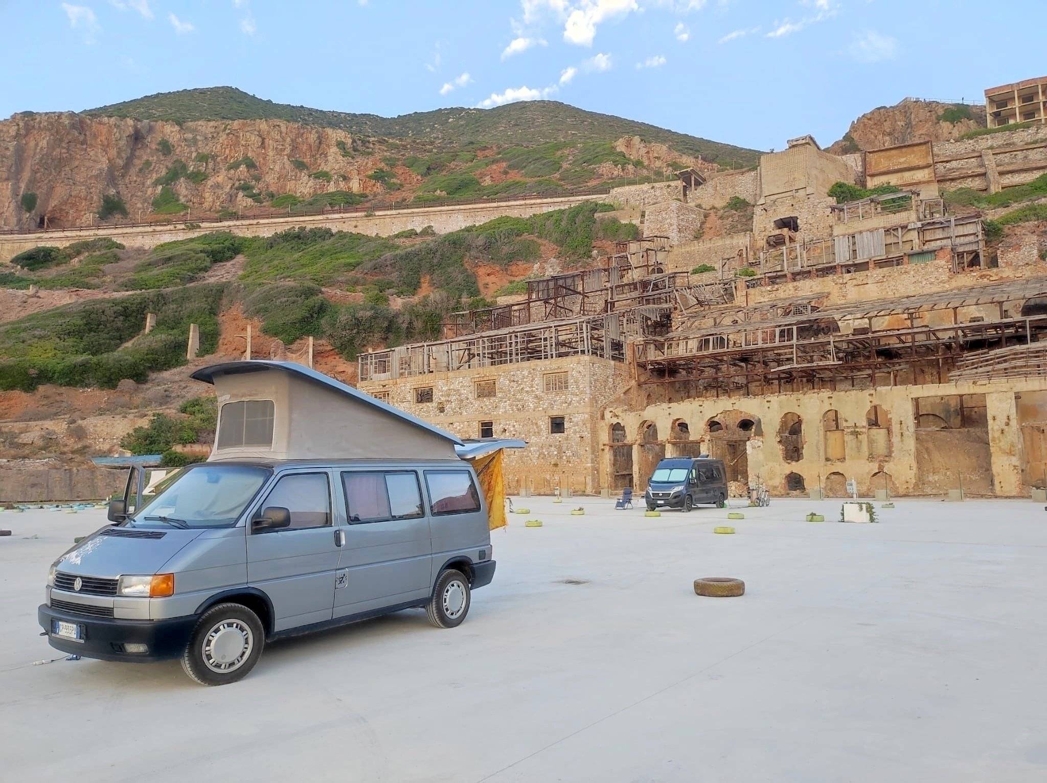 Voorkant 3/4 Volkswagen T4 California - Yescapa