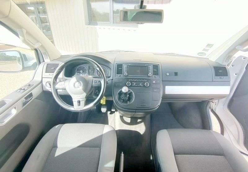 Cabina di guida Volkswagen T5 2 l 140 ch - Yescapa