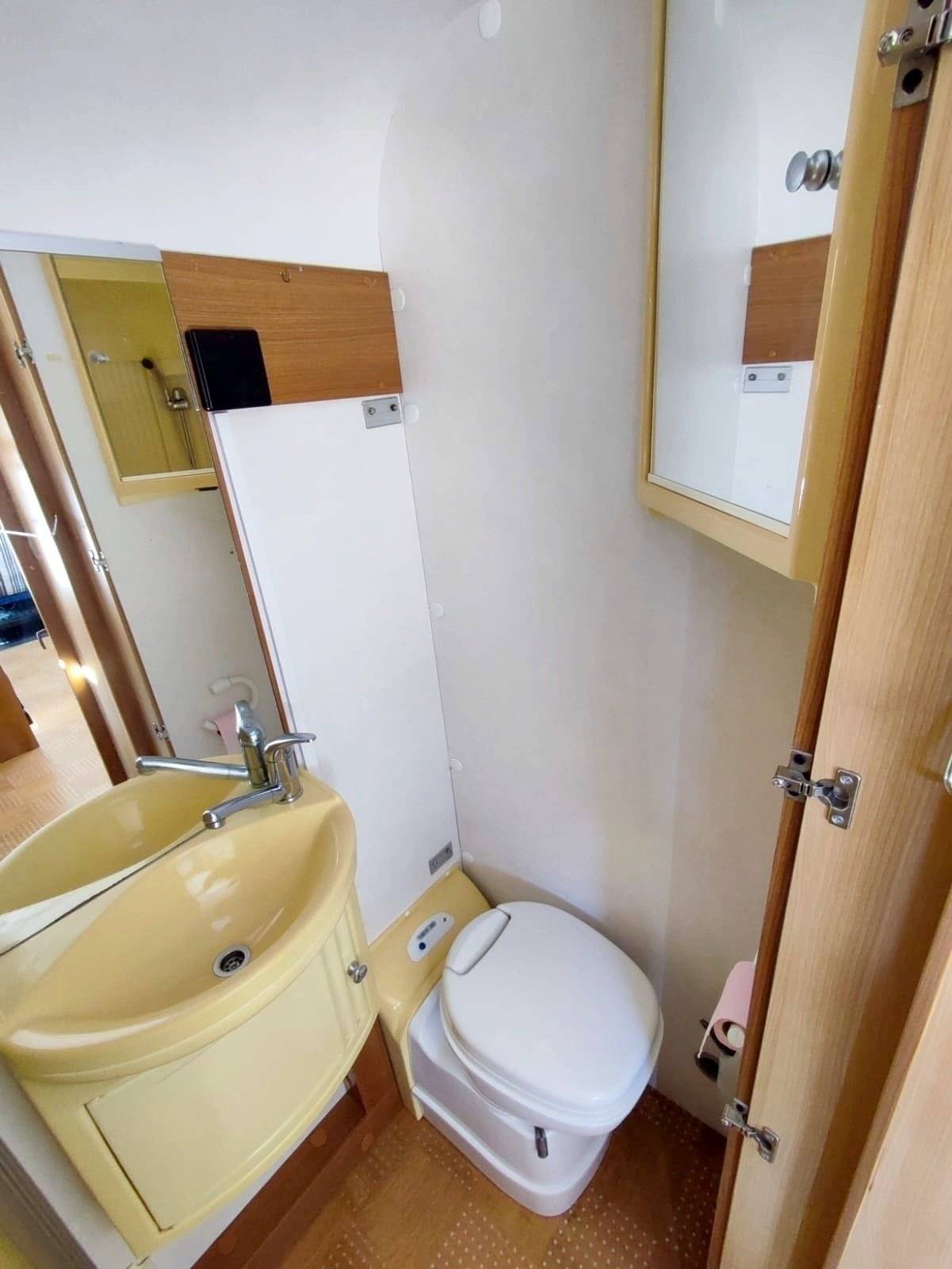 Carado Transit 2,2 l 125 ch