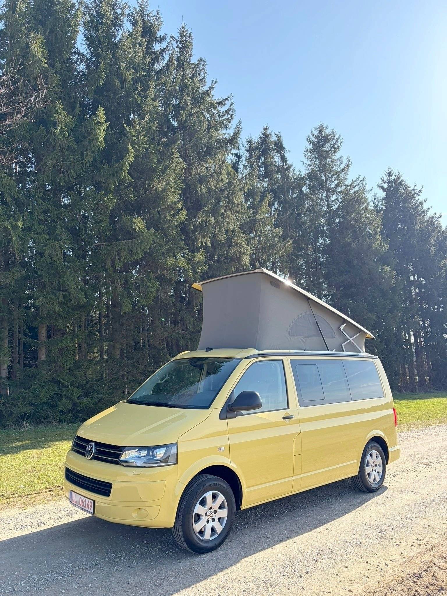 schräge Vorderansicht  - Yescapa