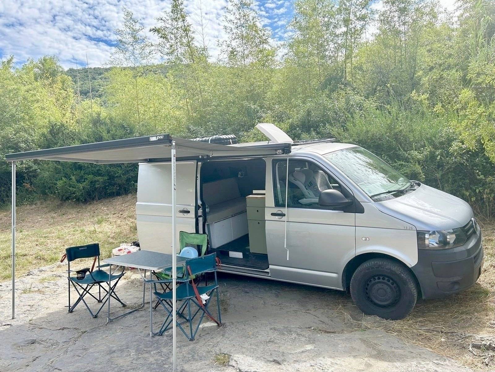 Volkswagen T5 2 l 140 ch
