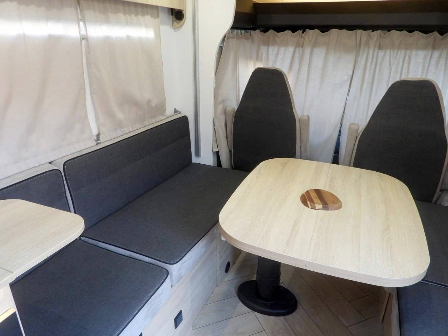 Challenger 260 boite automatique