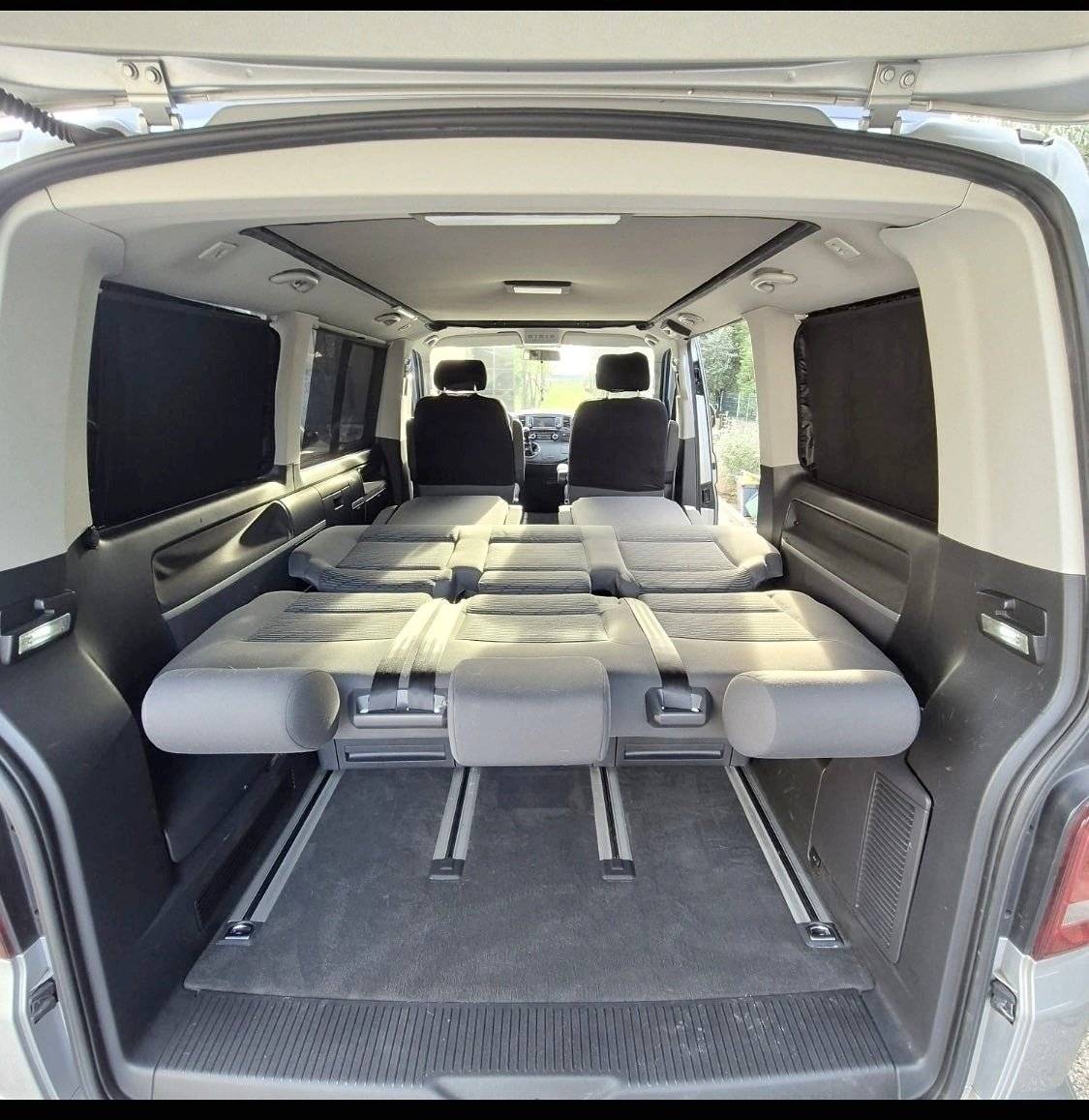 Volkswagen T5 2,0 l 140 ch