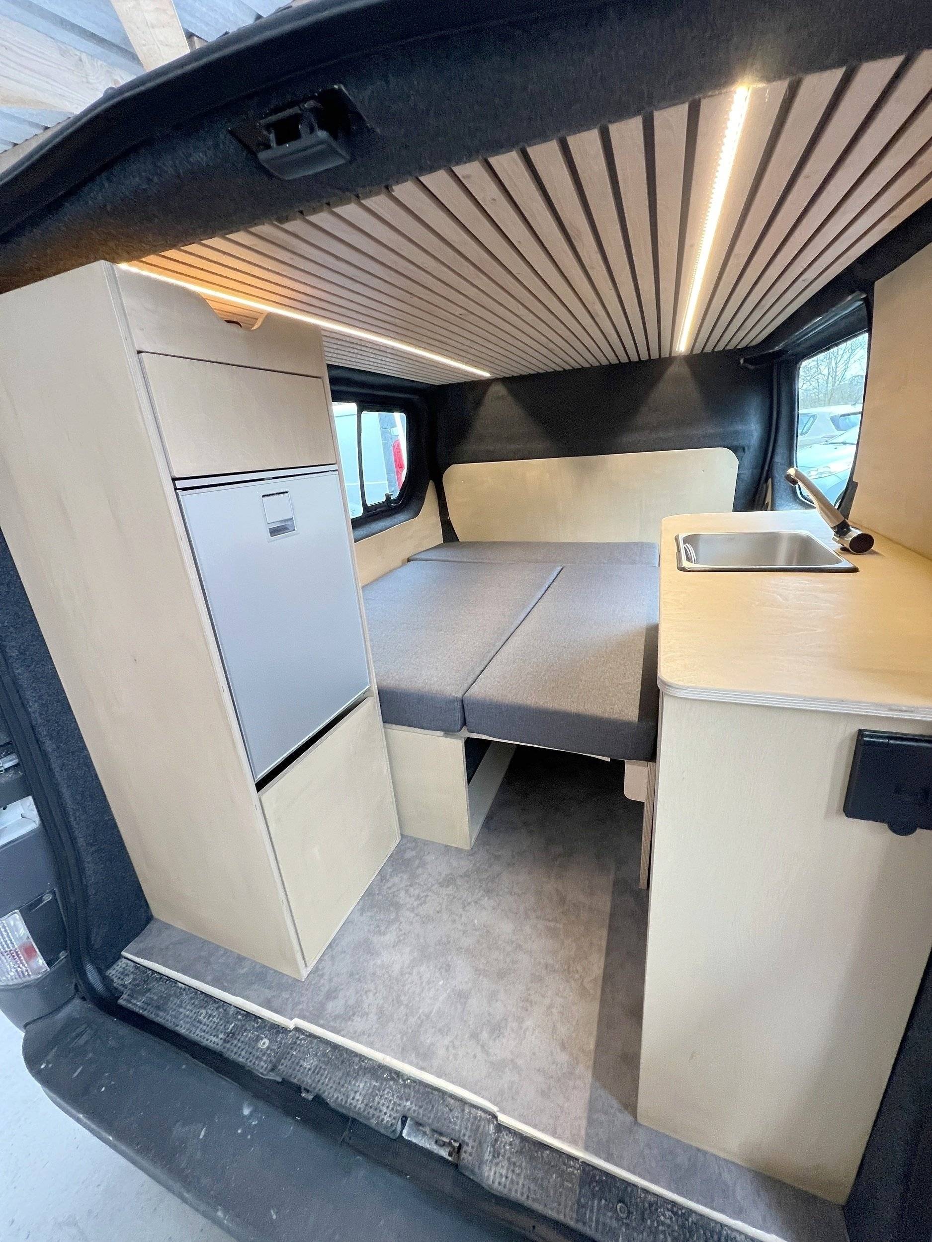 Slaapplaatsen Renault Renault Trafic - Yescapa
