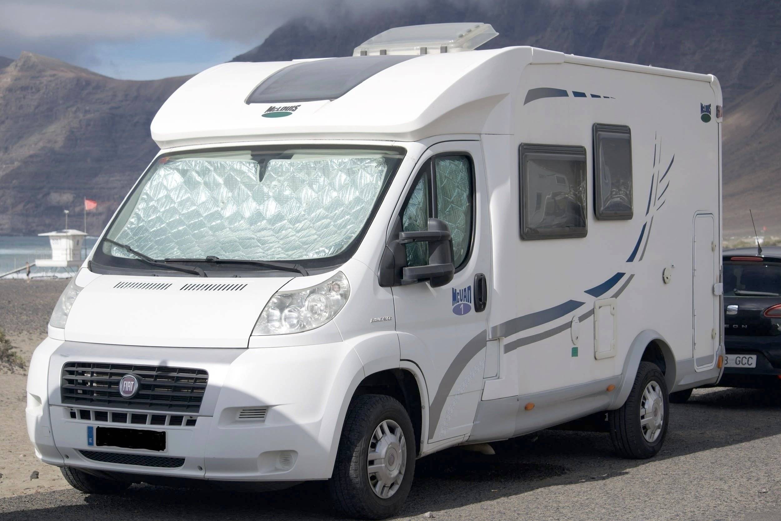 Front view from 3/4 Fiat Ducato 2.0 115 ch Multijet II - Yescapa