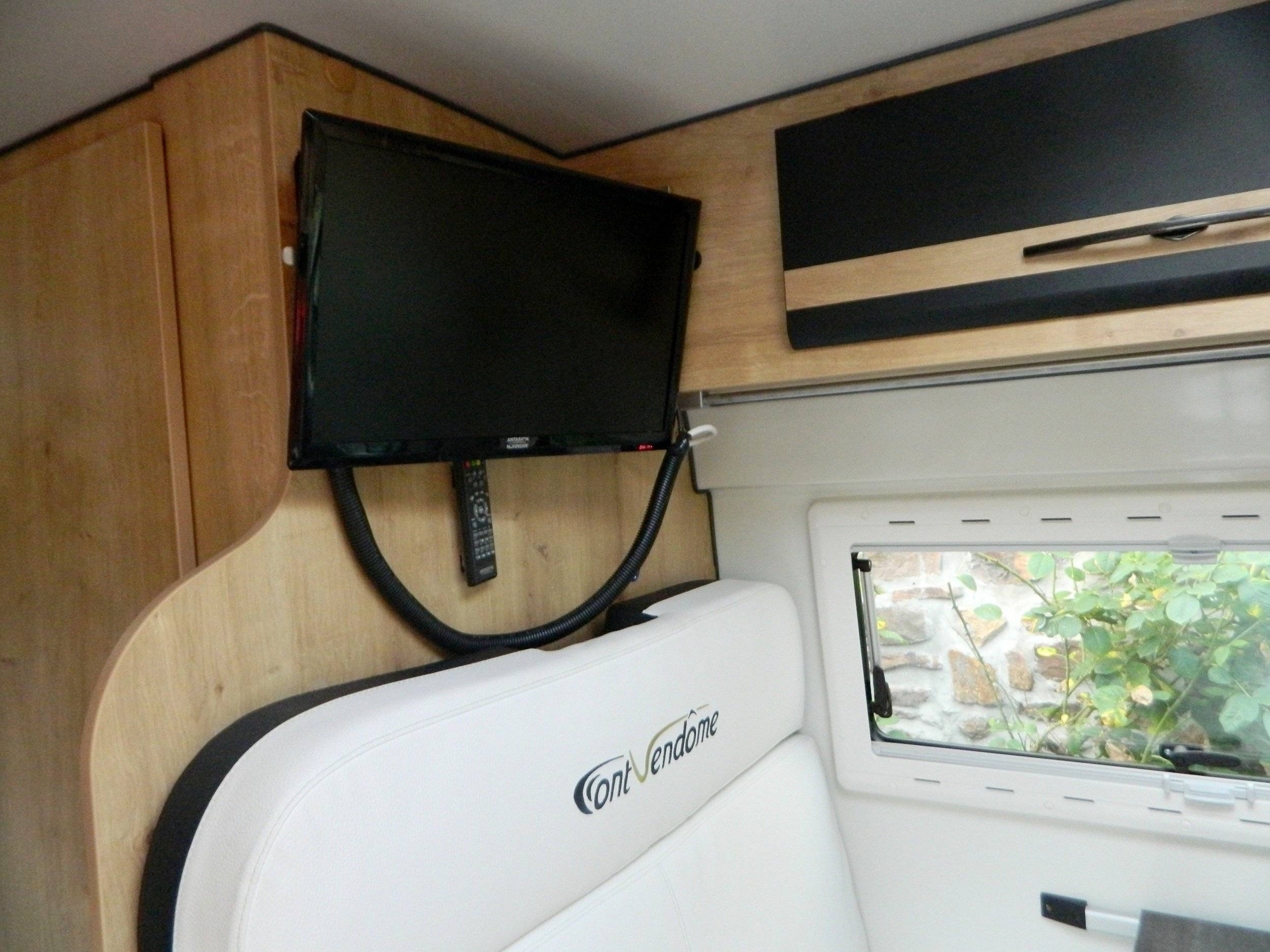 Font Vendôme Leader Van