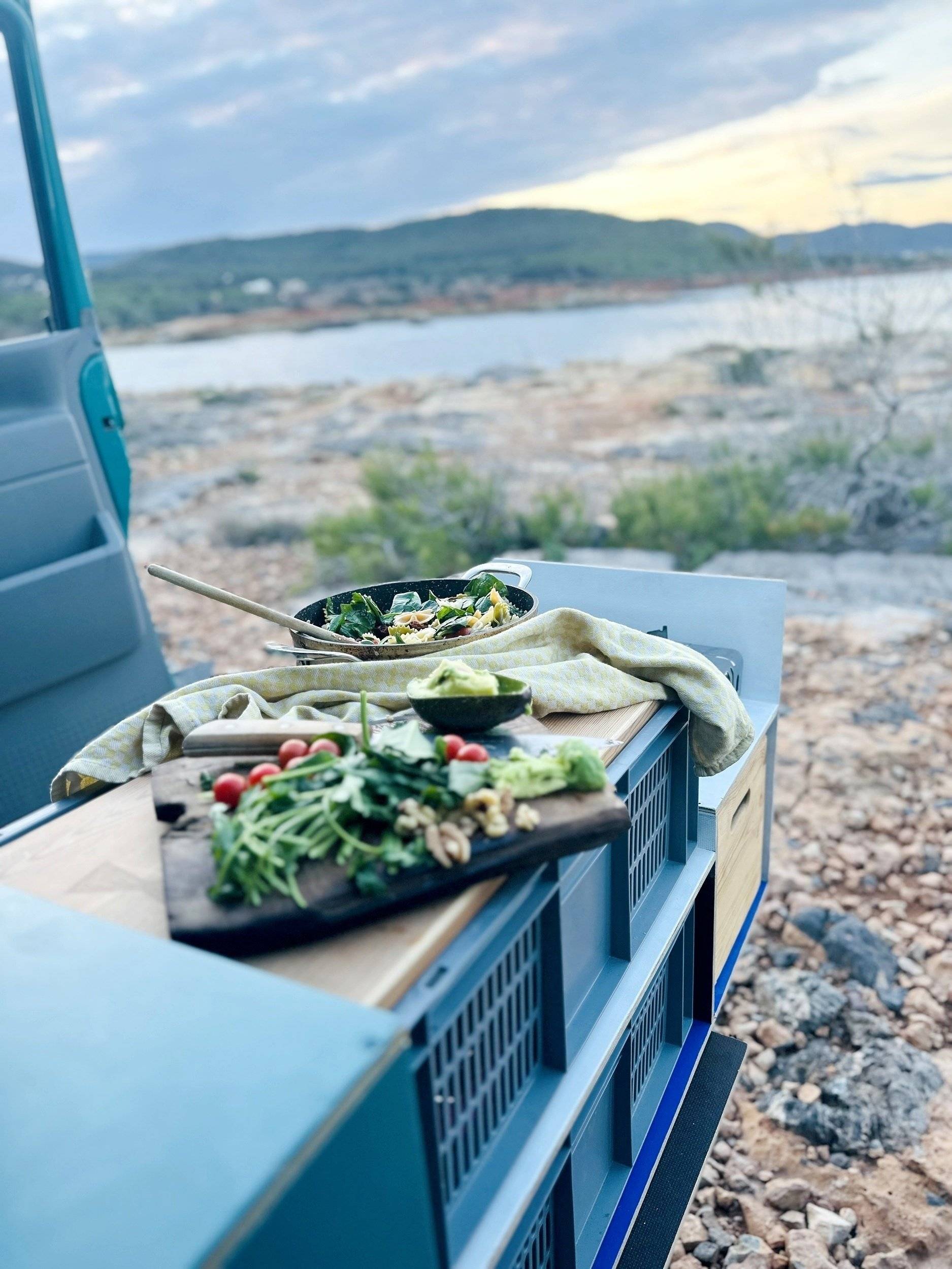 Kitchenette Volkswagen Volkswagen T4 2.5 TDI 102 CV - Yescapa