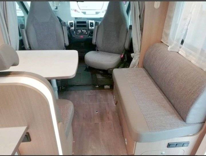 Dinette Fiat Fiat Weinsberg - Yescapa