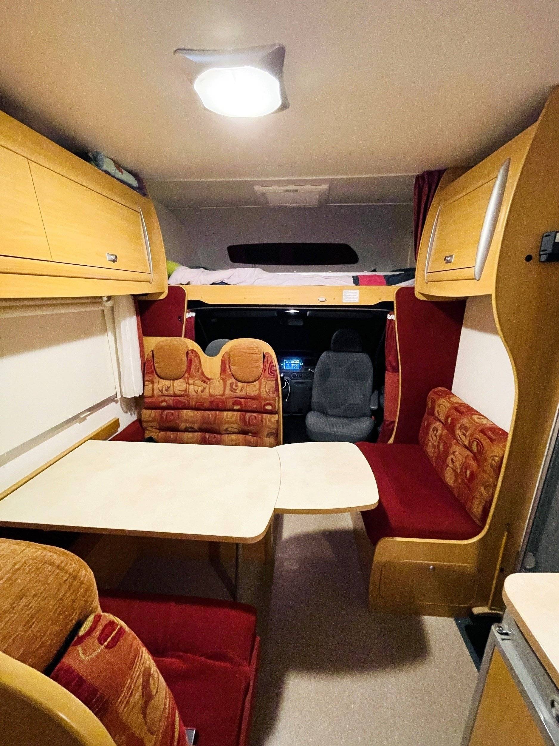 Challenger Transit 2,2 l 140 ch