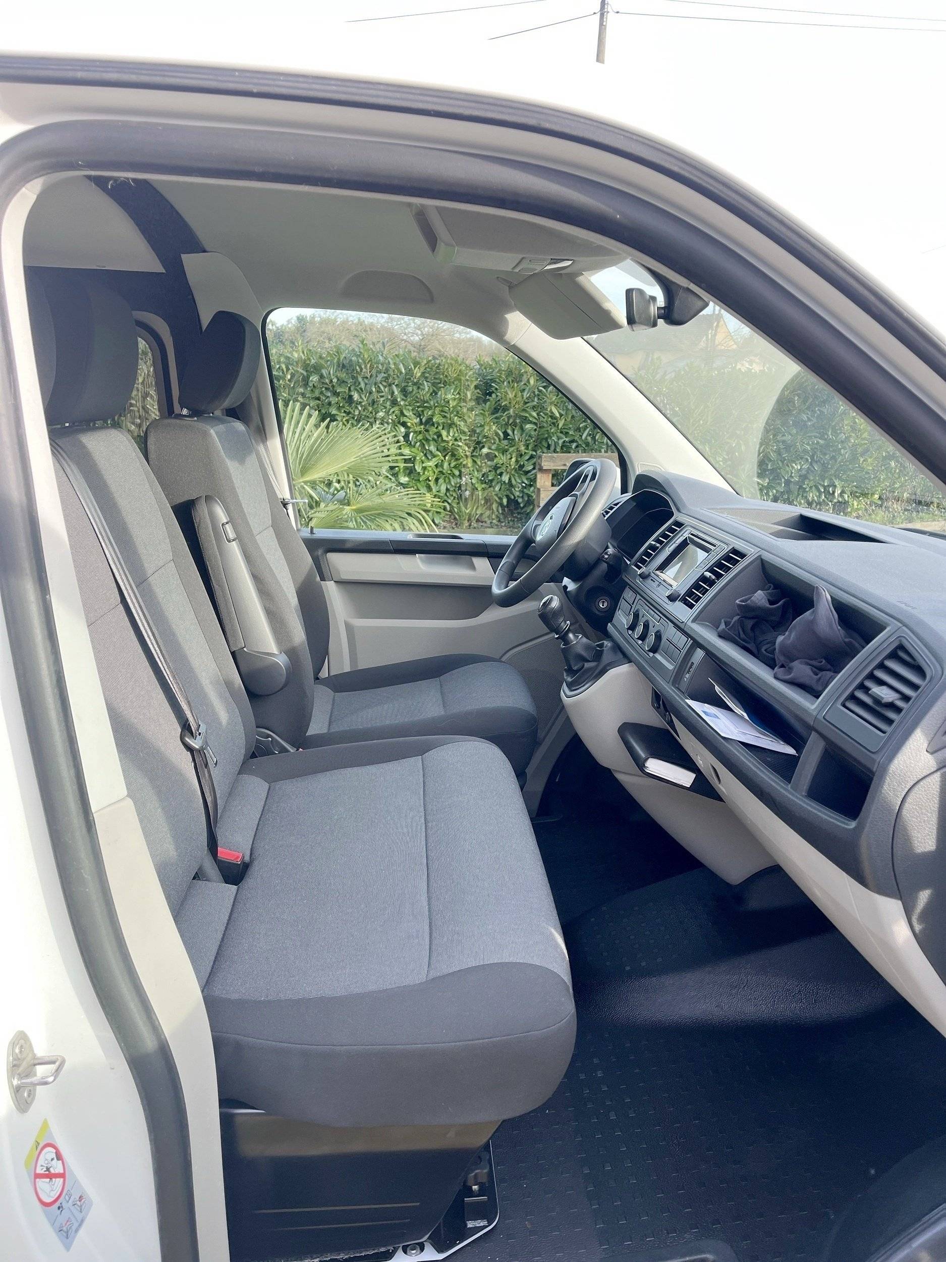 Volkswagen T5 2 l 102 ch