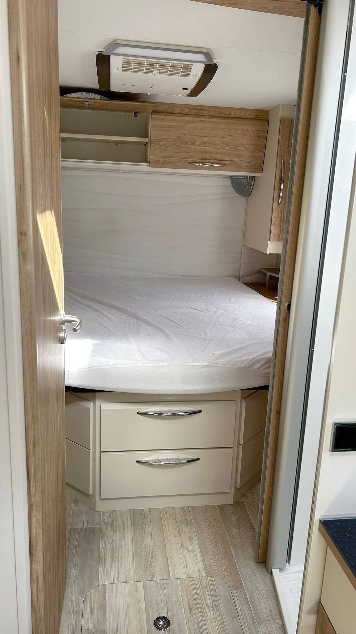 Bavaria Bavaria T746 C Style