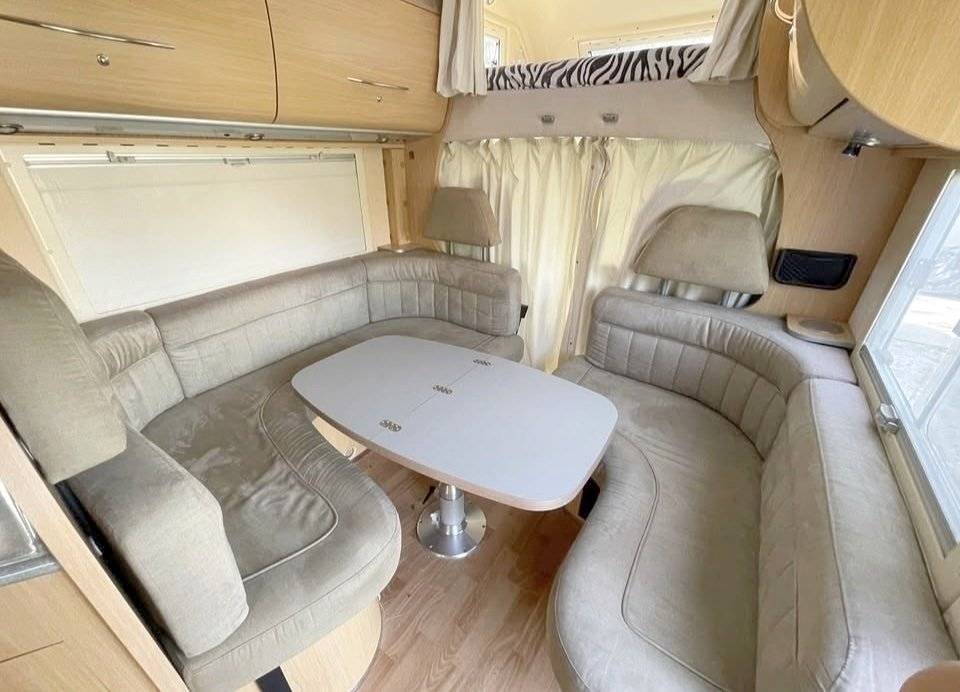 Voorkant 3/4 Iveco Daily 3,0 l 180 ch - Yescapa