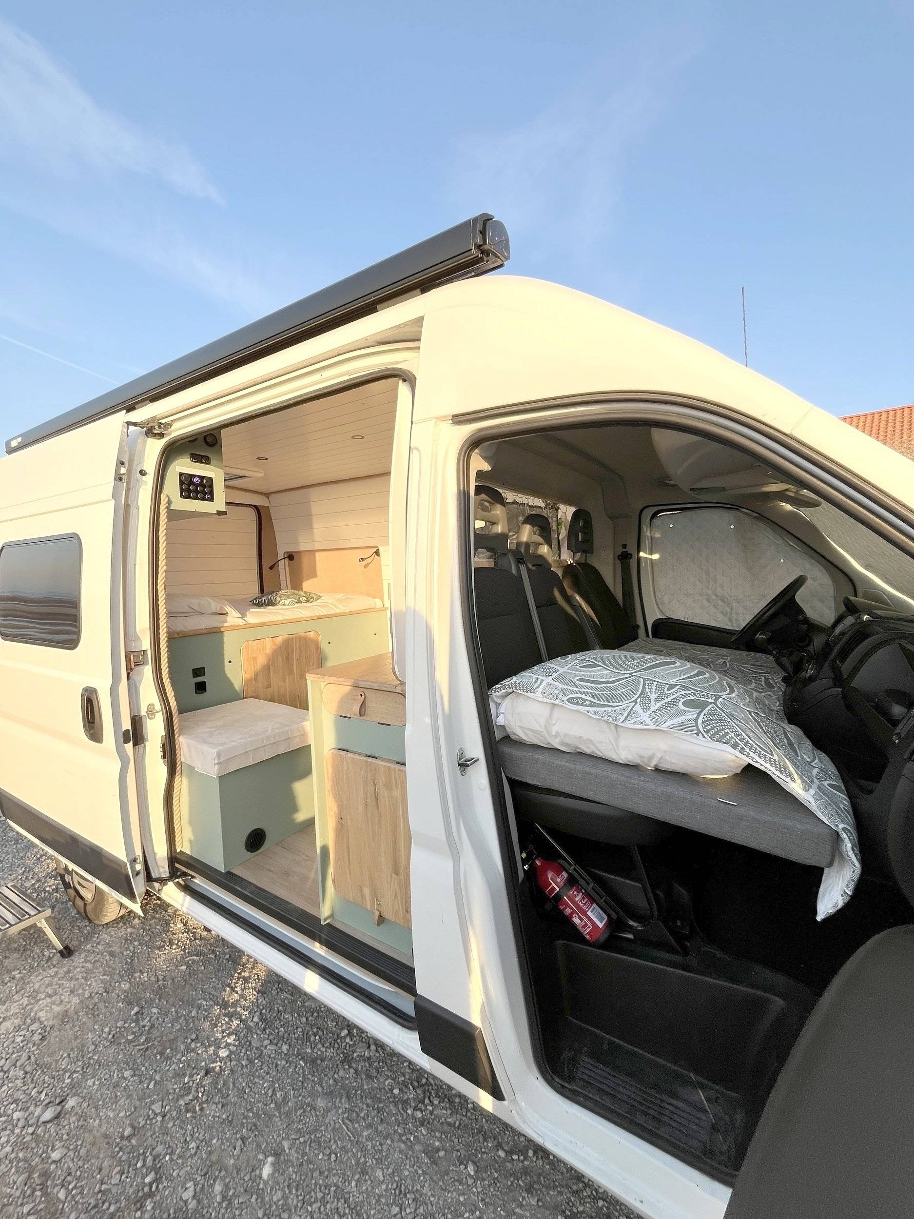 Fourgon aménagé FroggyVan by Pro'Vance BOXER L2H2