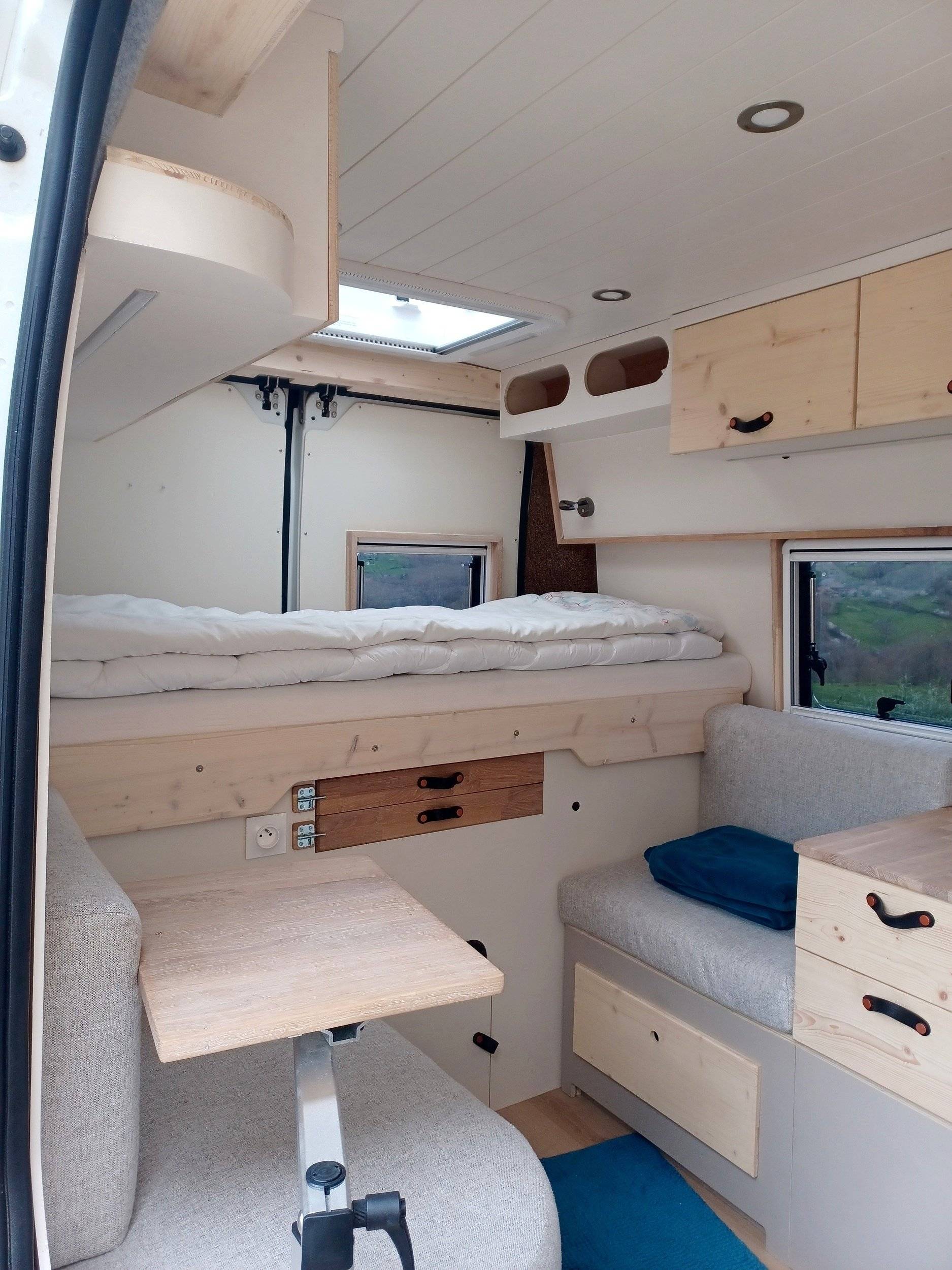 3 C Cartier/Brisebras Atalante