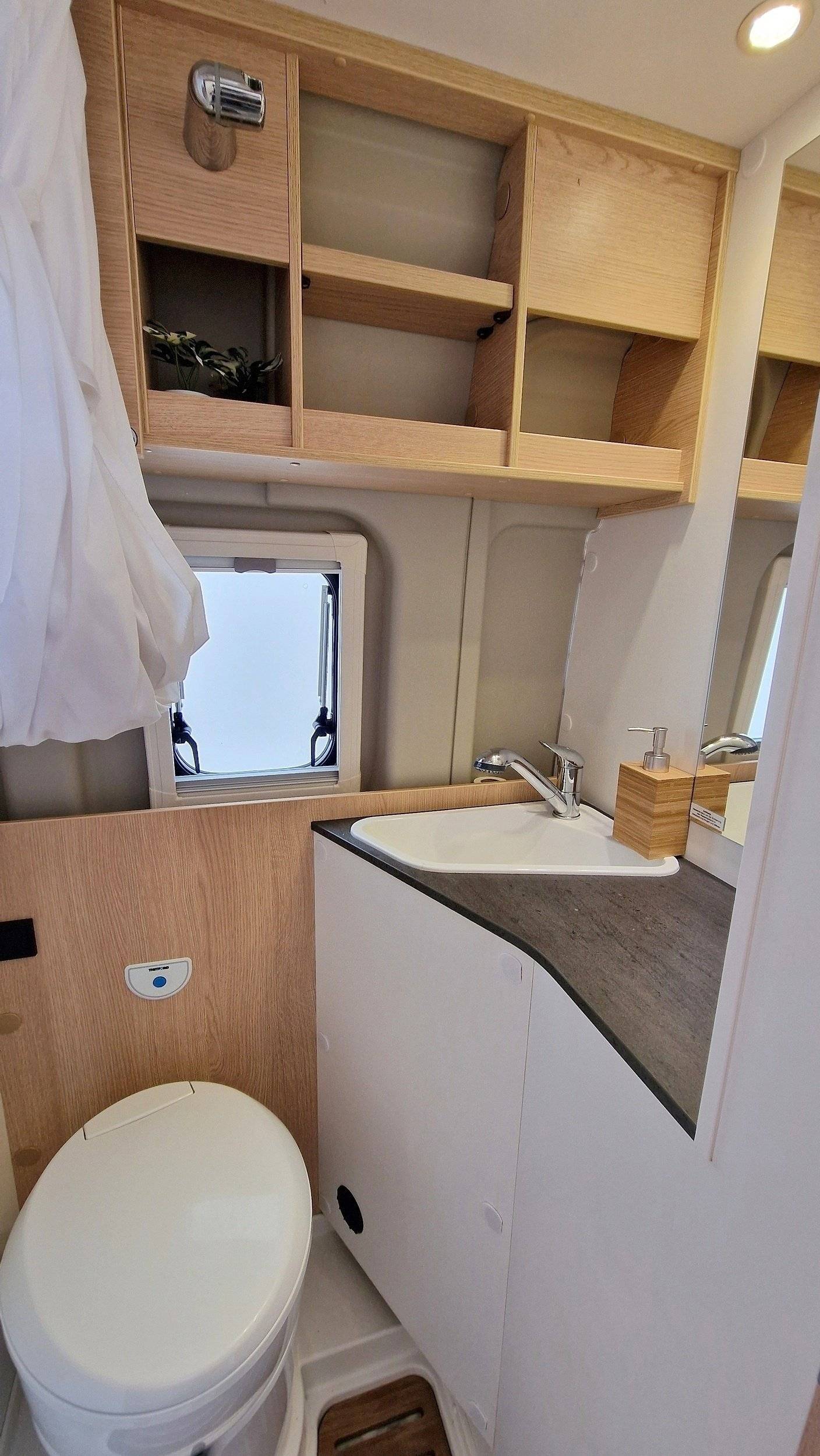 Sunlight SUNLIGHT CLIFF 640 ADVENTURE EDITION