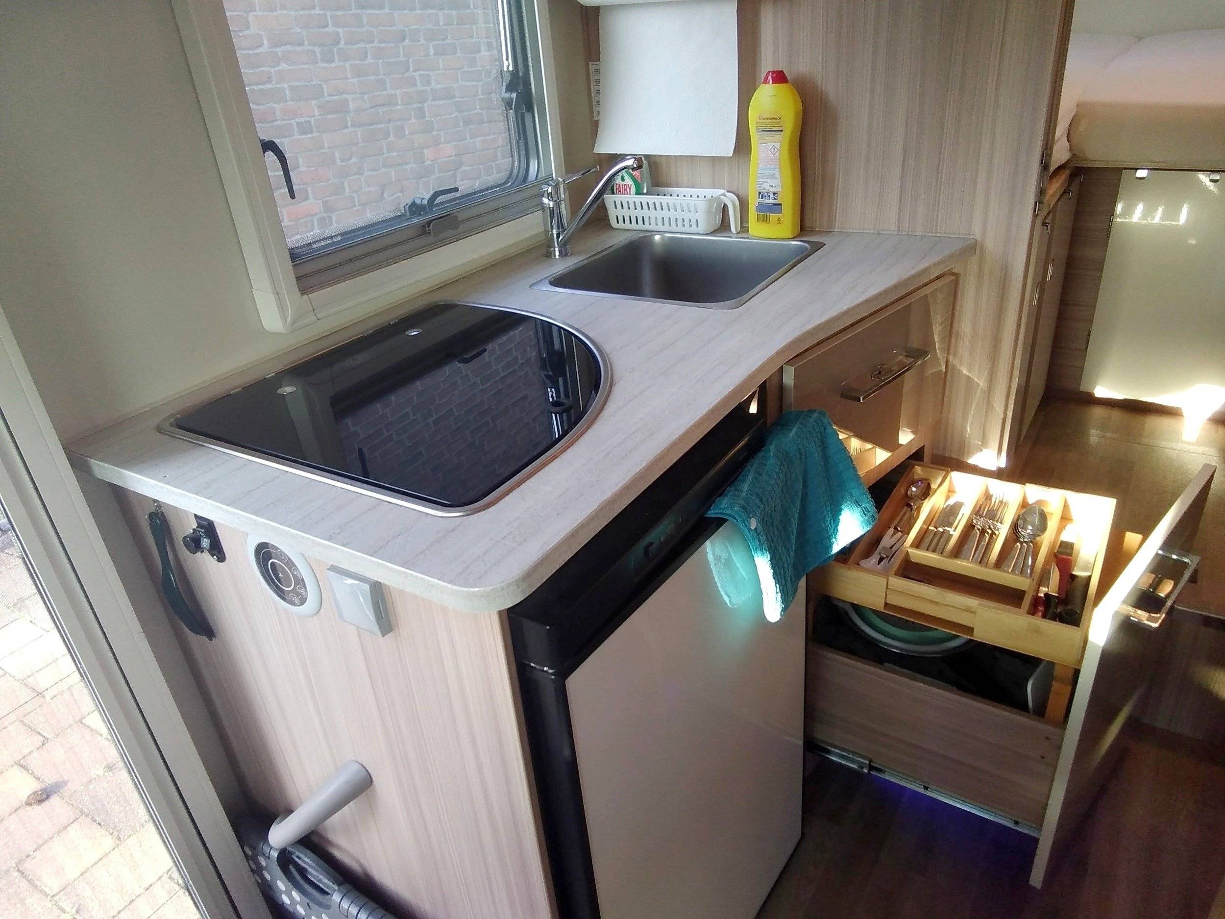 Ahorn 690 T Nee Face Edition