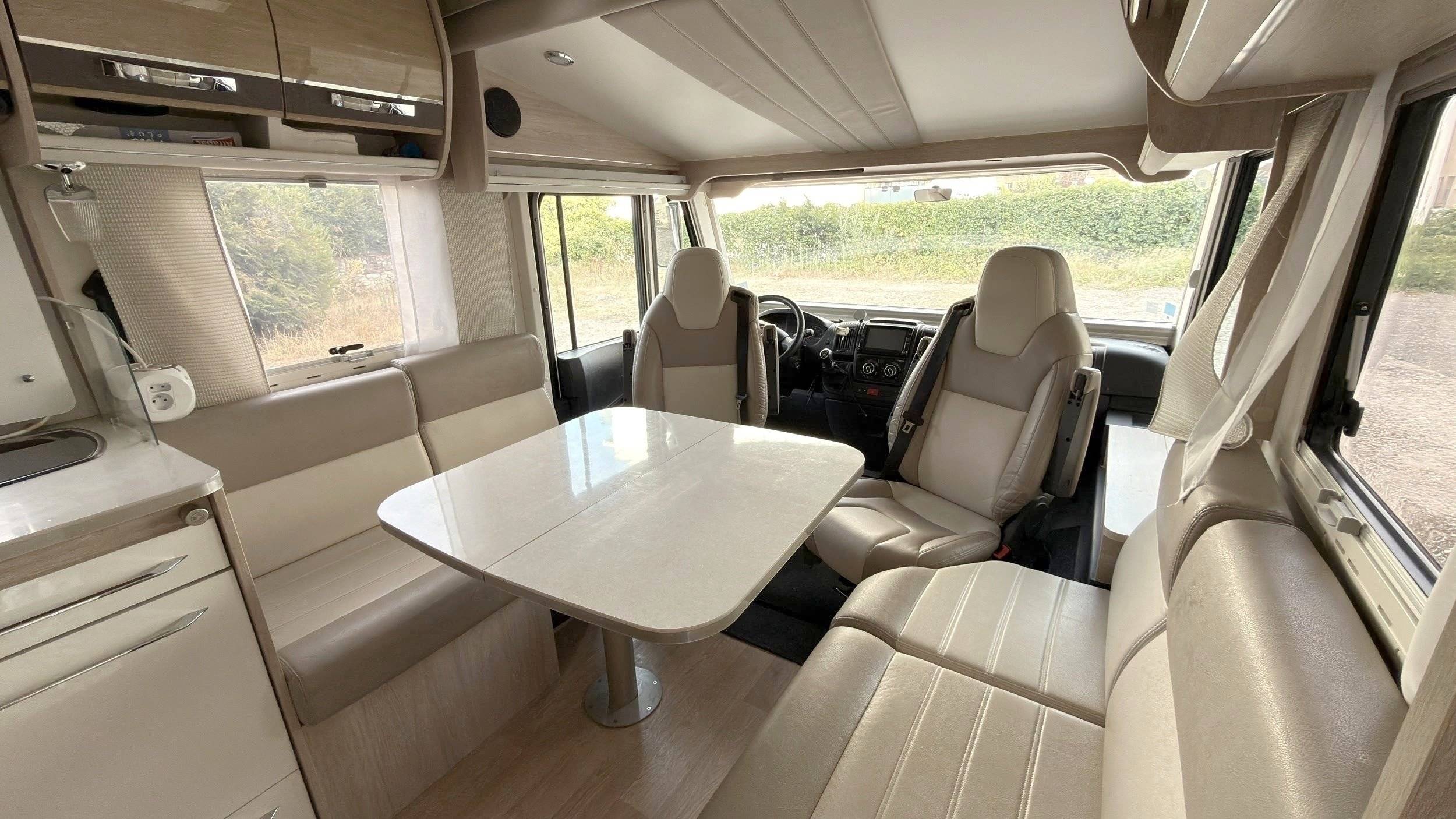 Rapido 883F