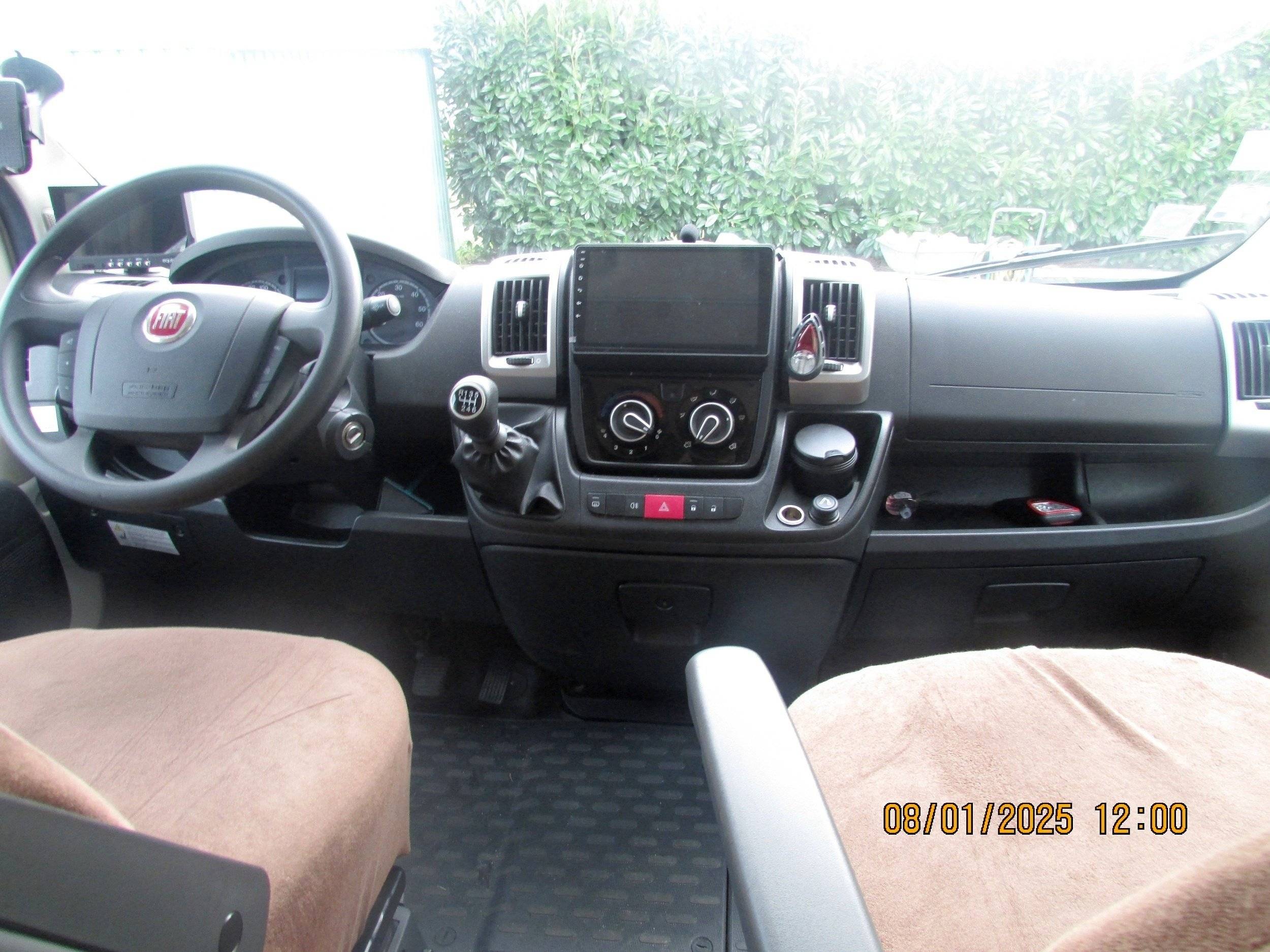 Challenger Fiat/2,3 l 130 ch.