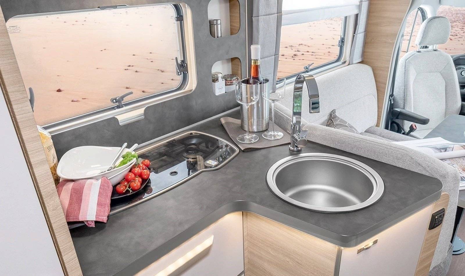 Knaus 640 MEG Van Wave