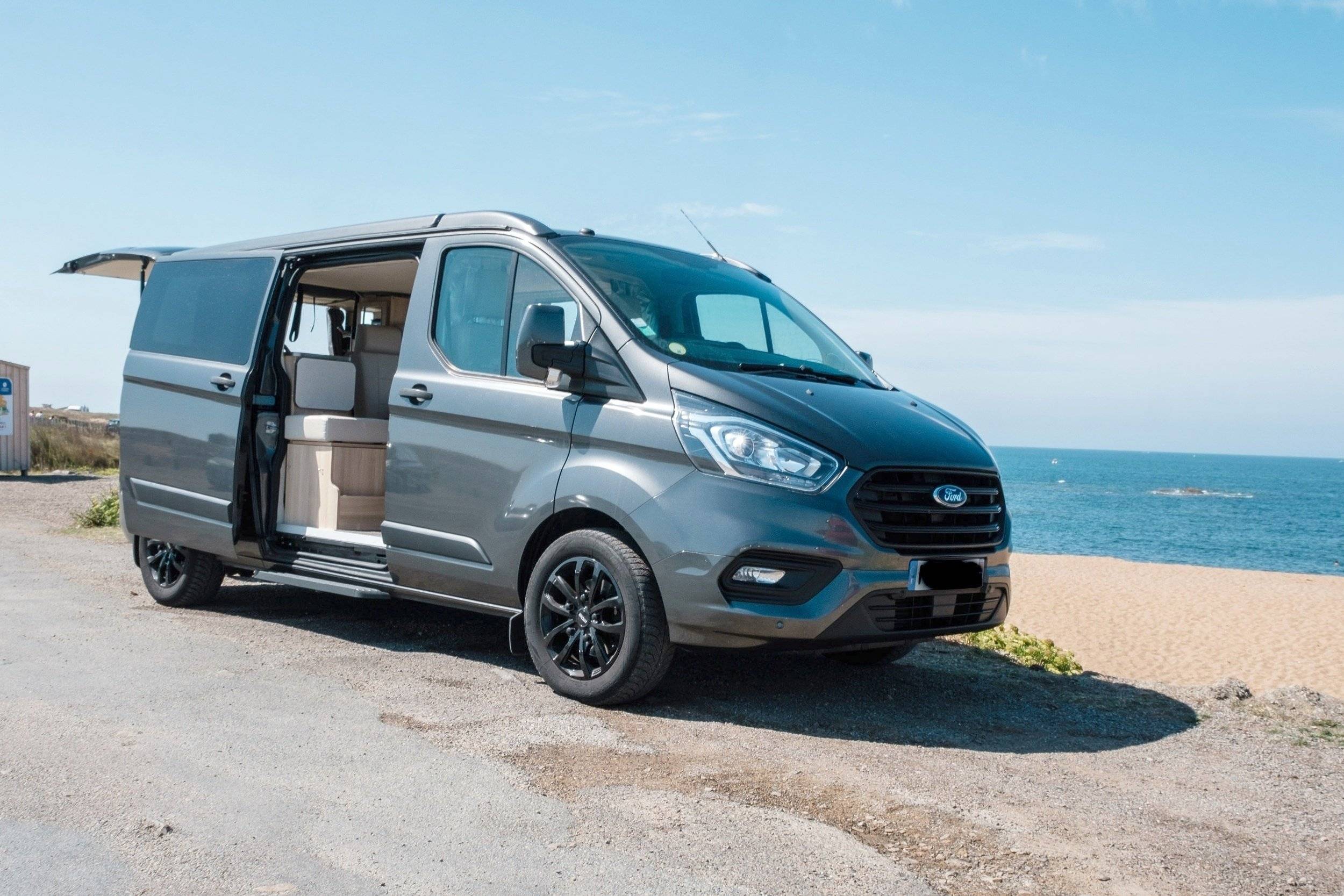 Ford Custom 2,0 l 130 ch