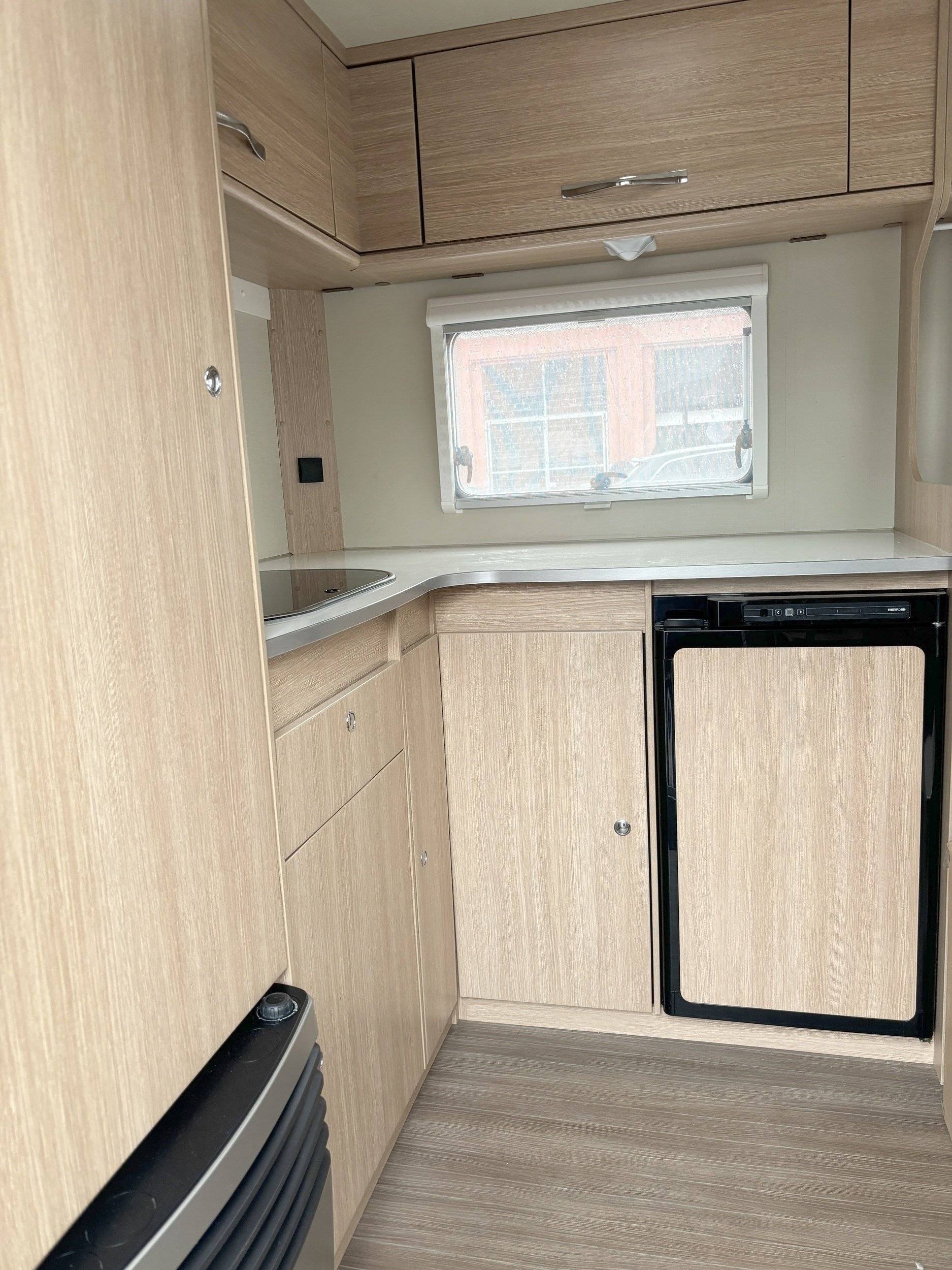 Carado Sunlight Wohnwagen Wolf-12