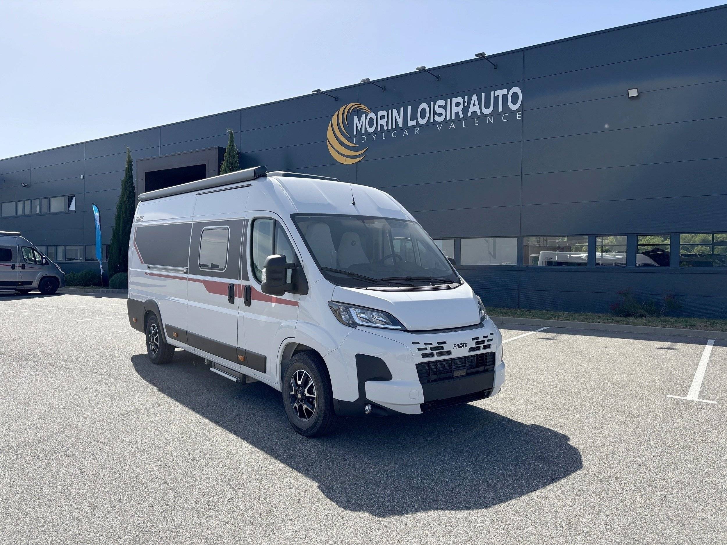 Voorkant 3/4 Fiat Ducato 2,2 140cv - Yescapa