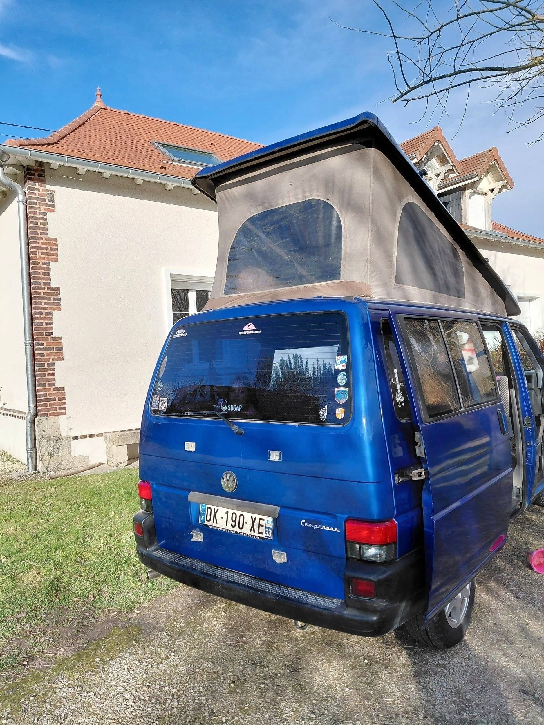 Vue arrière Volkswagen Transporter T4 Multivan - Yescapa