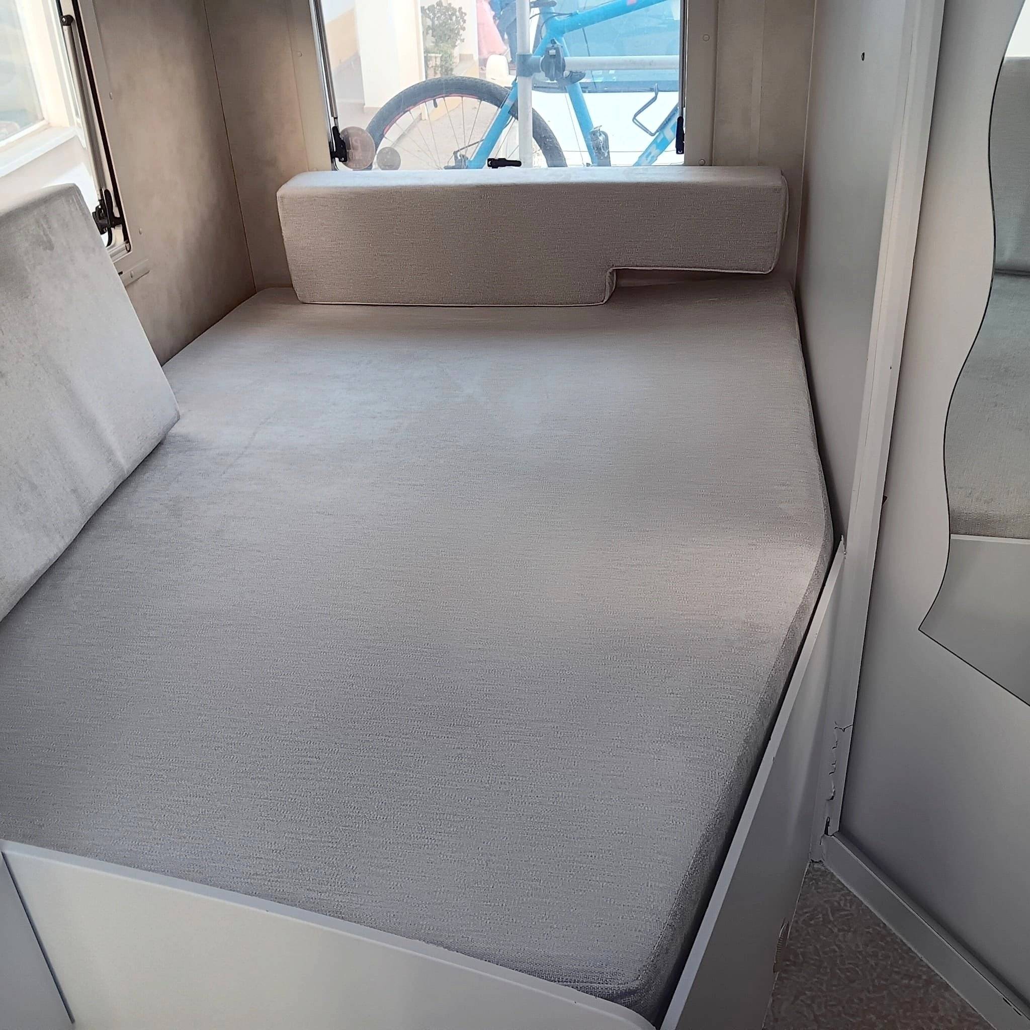 Couchages Citroën Jumper 2,8 - Yescapa