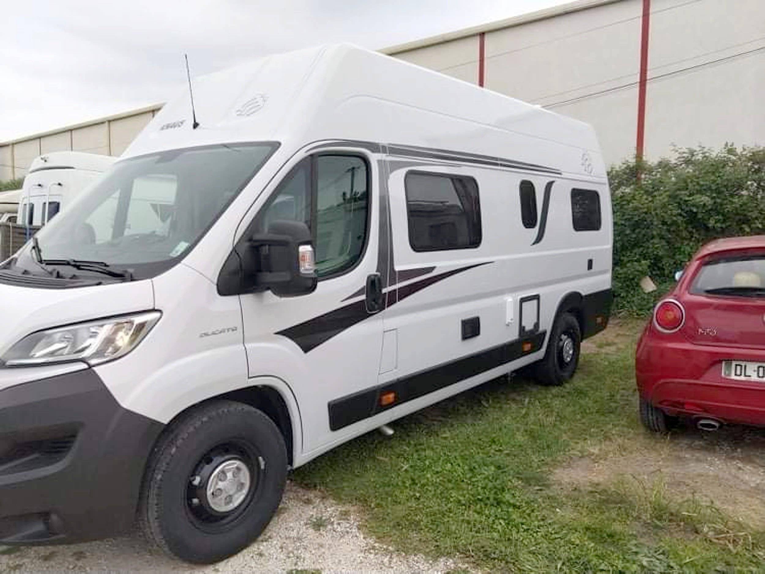 Vista de 3/4 Fiat - Yescapa