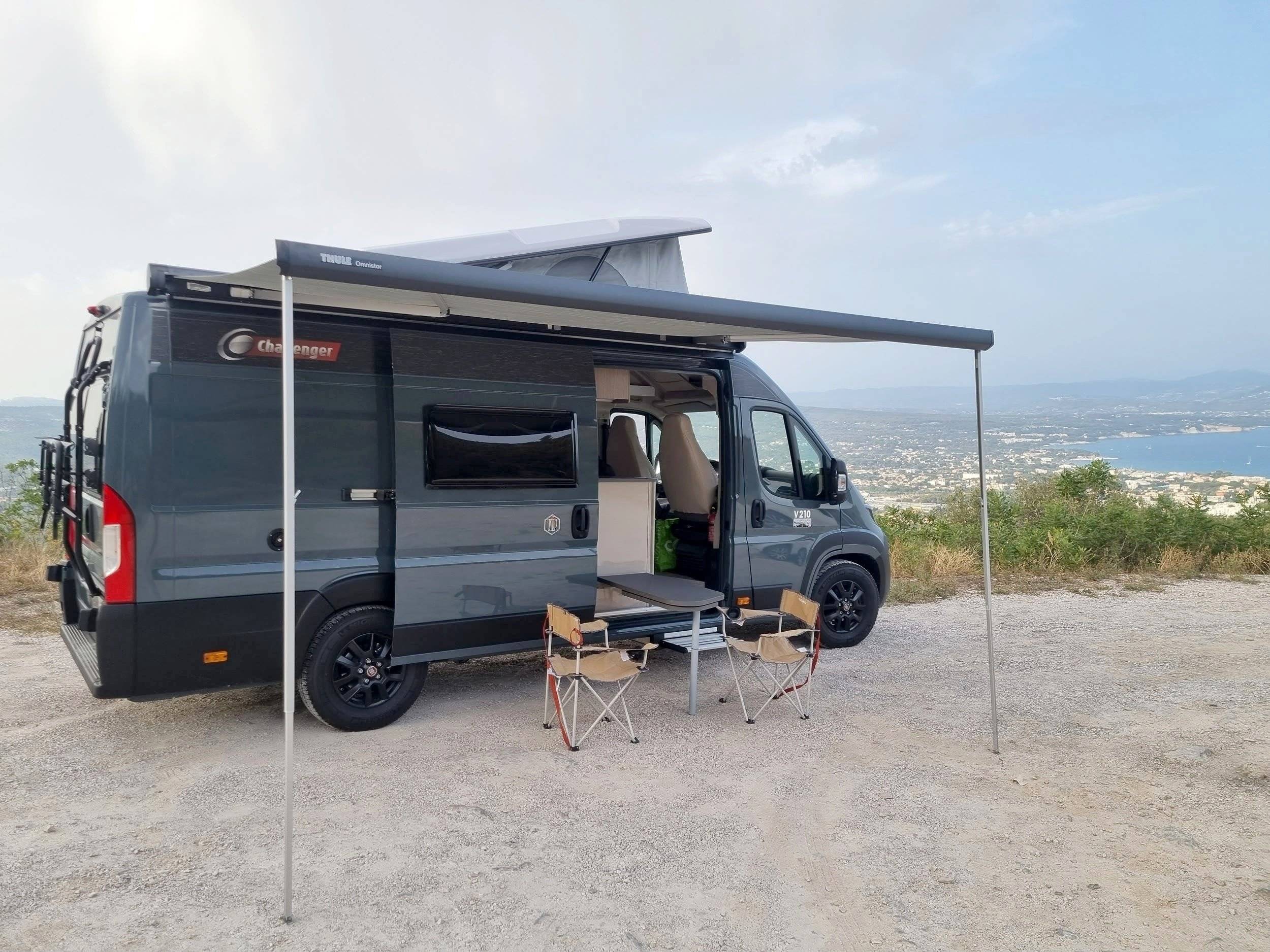 Challenger challenger V210 Edition VIP