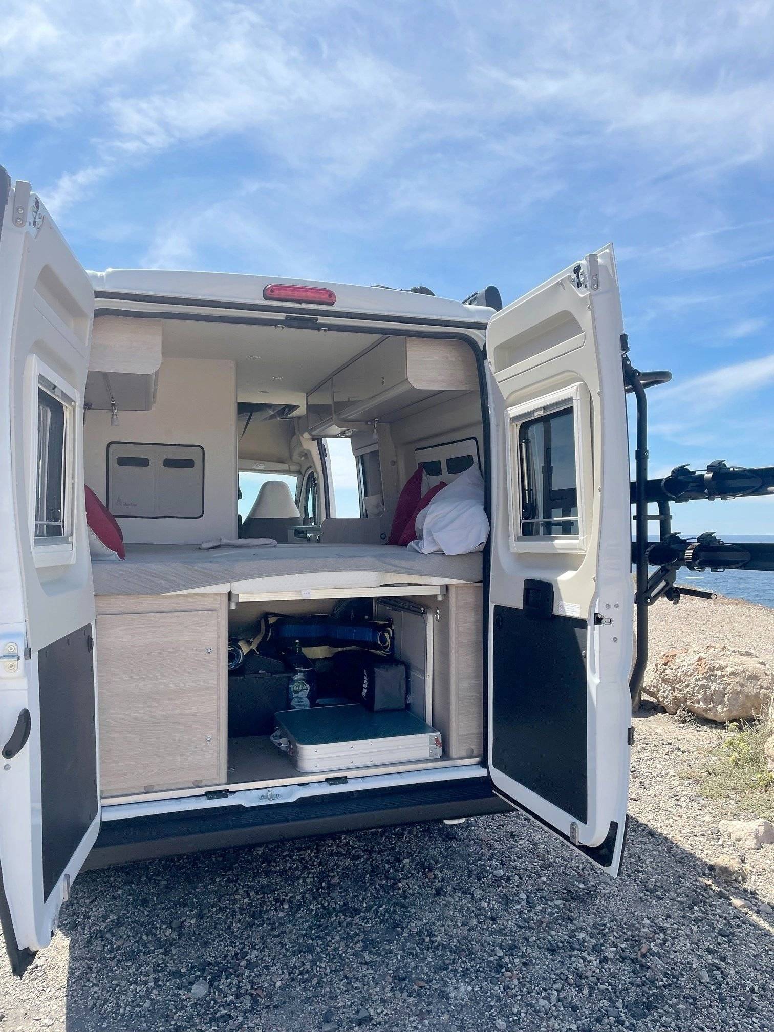 Bürstner Campeo Black Forest