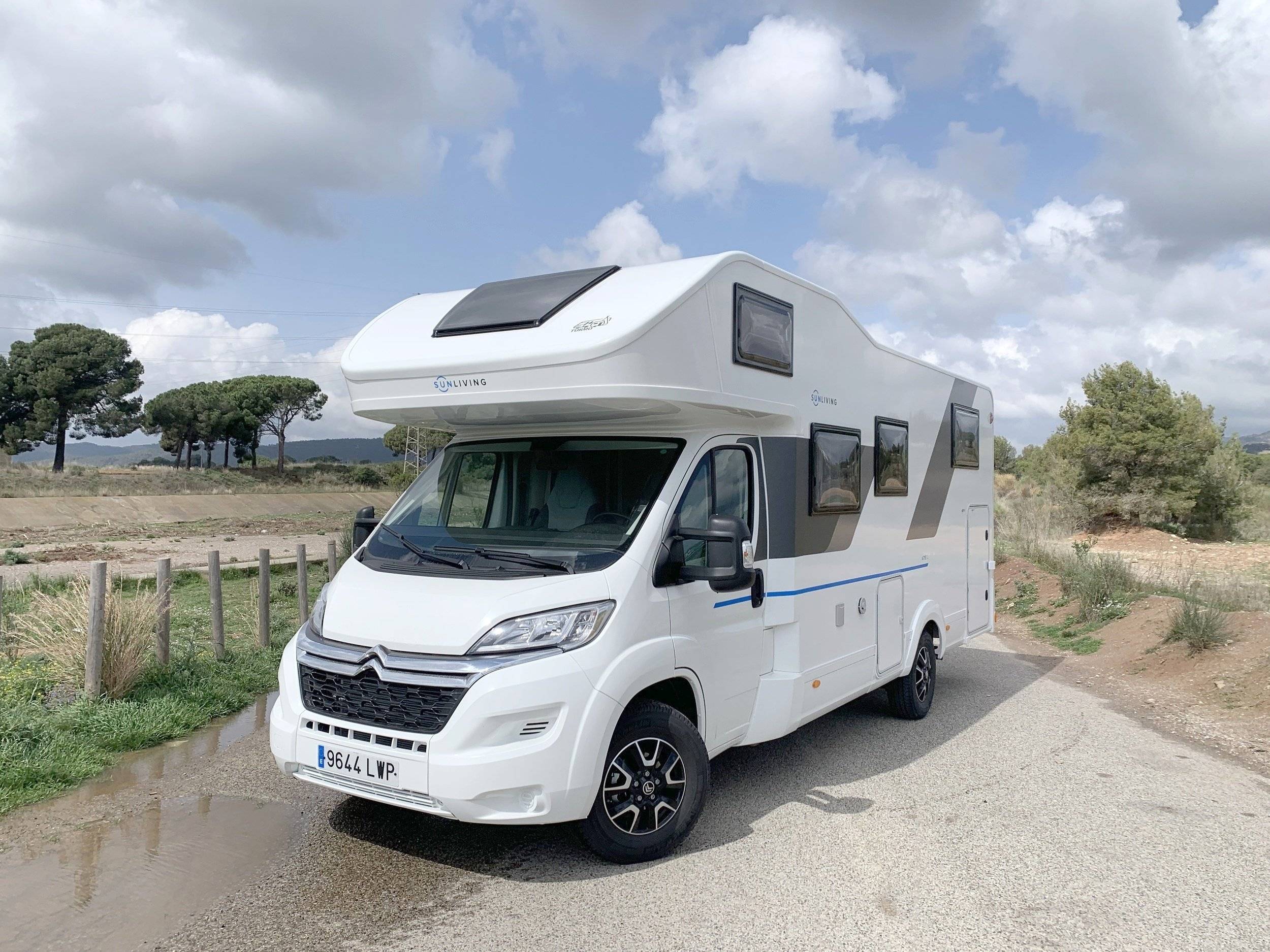Adria Sun Living A Series 75 SL