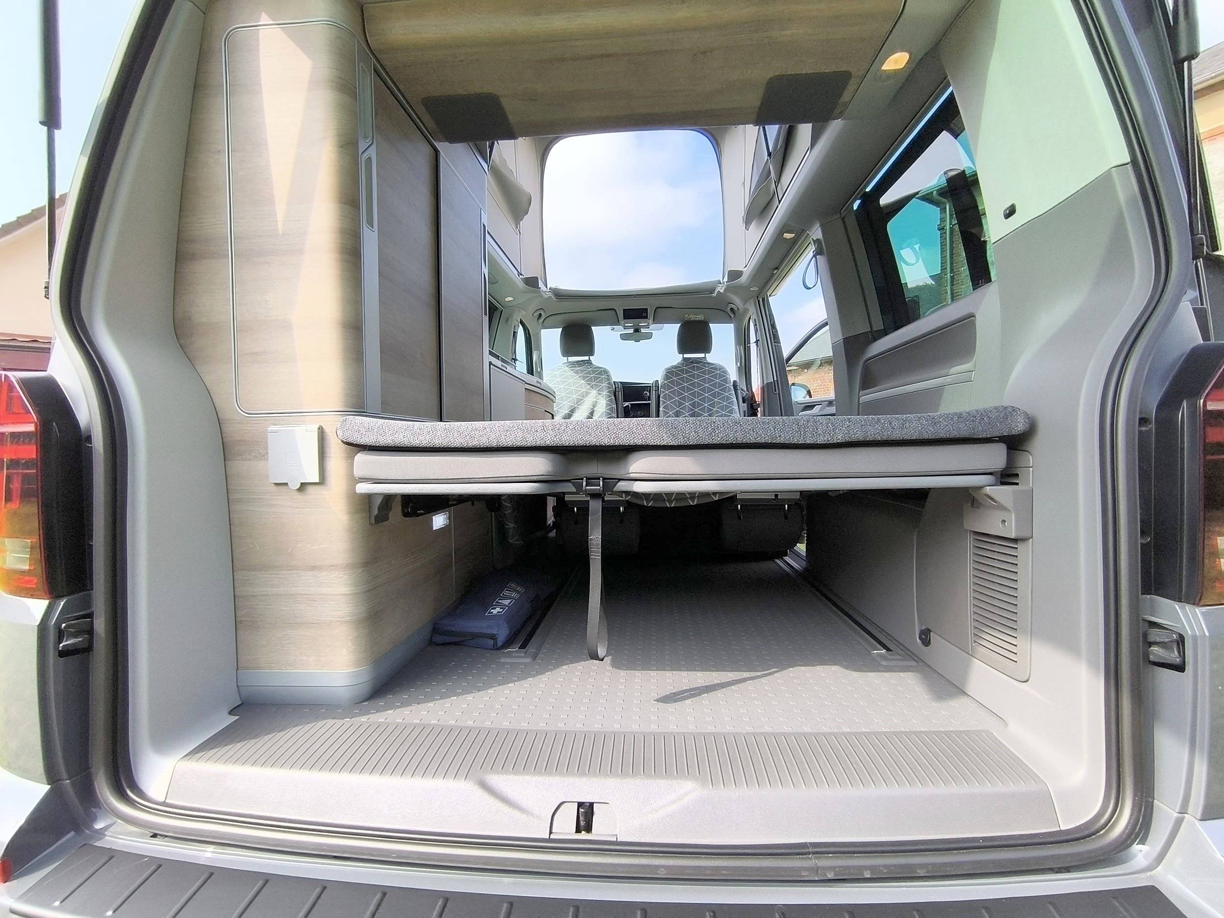 Volkswagen T6.1 California Edition