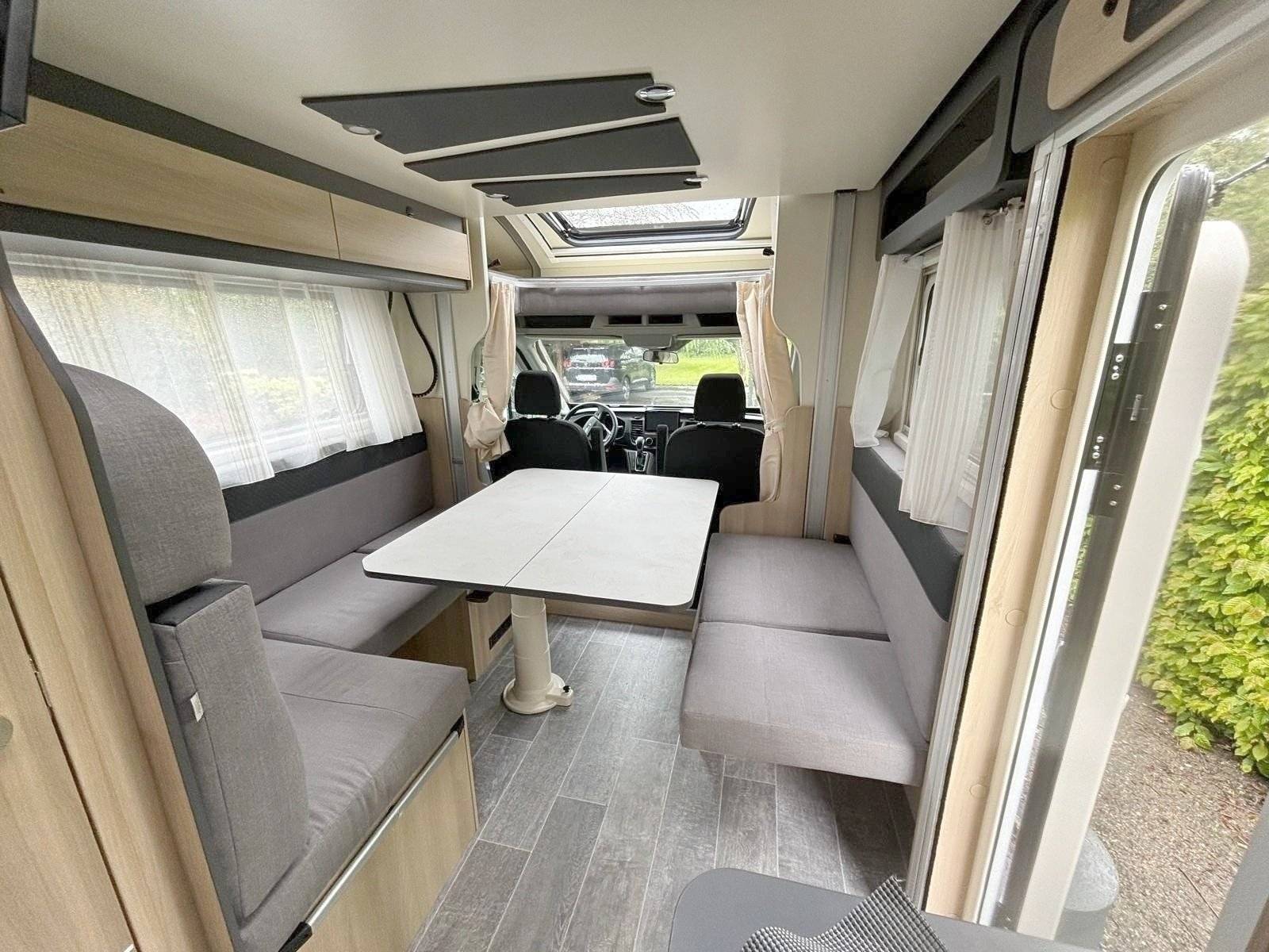 Itineo Transit 2,0 l 170 ch