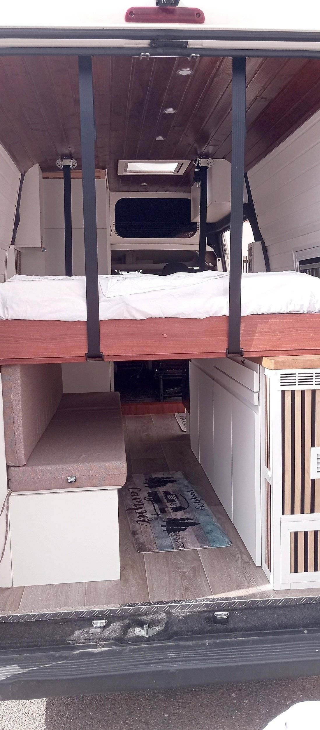 Berth Citroën Citroën jumper - Yescapa